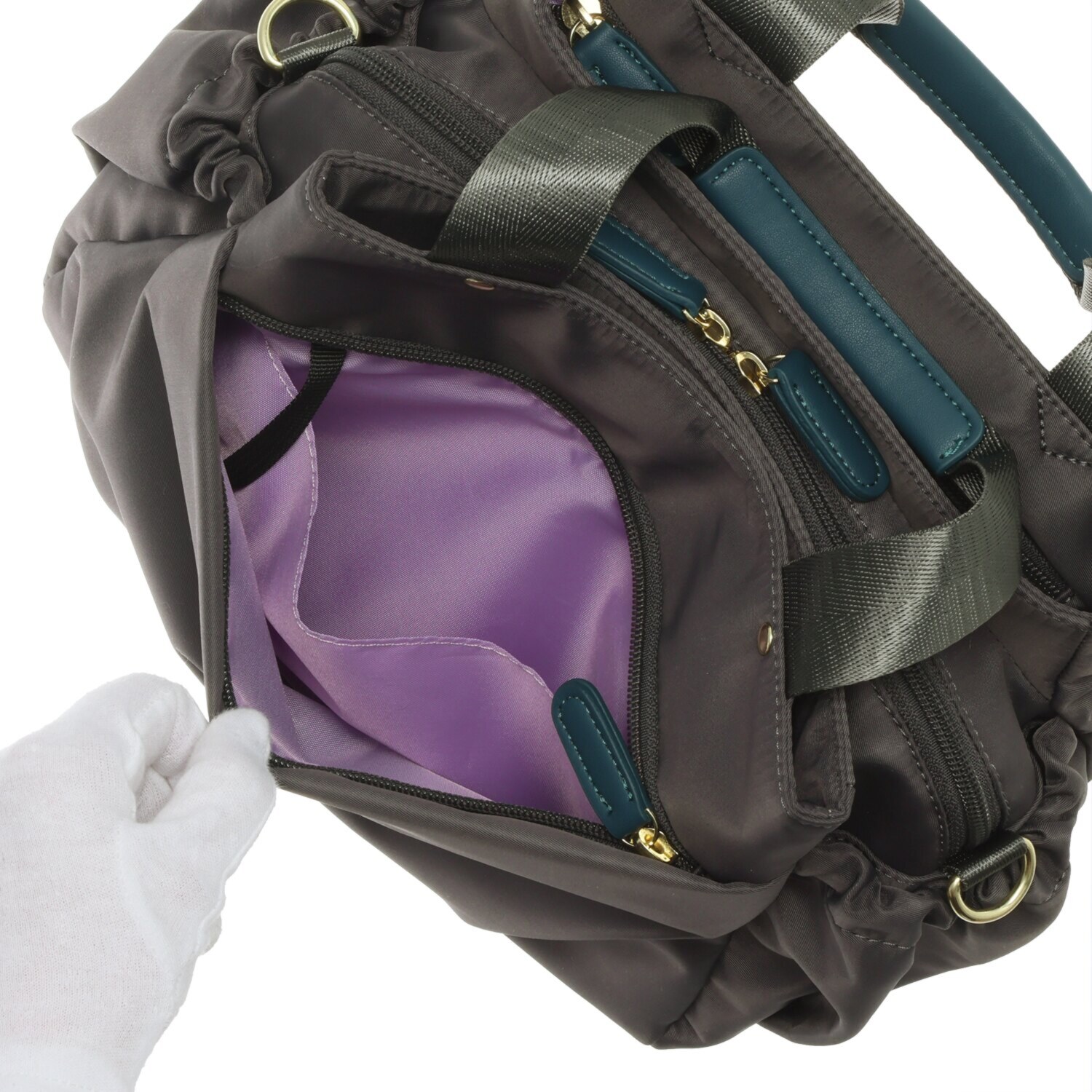 マドモワゼル　ザザ はっ水ナイロン パスケース付 ポケットがいっぱい！ 軽量２ウェイバッグ