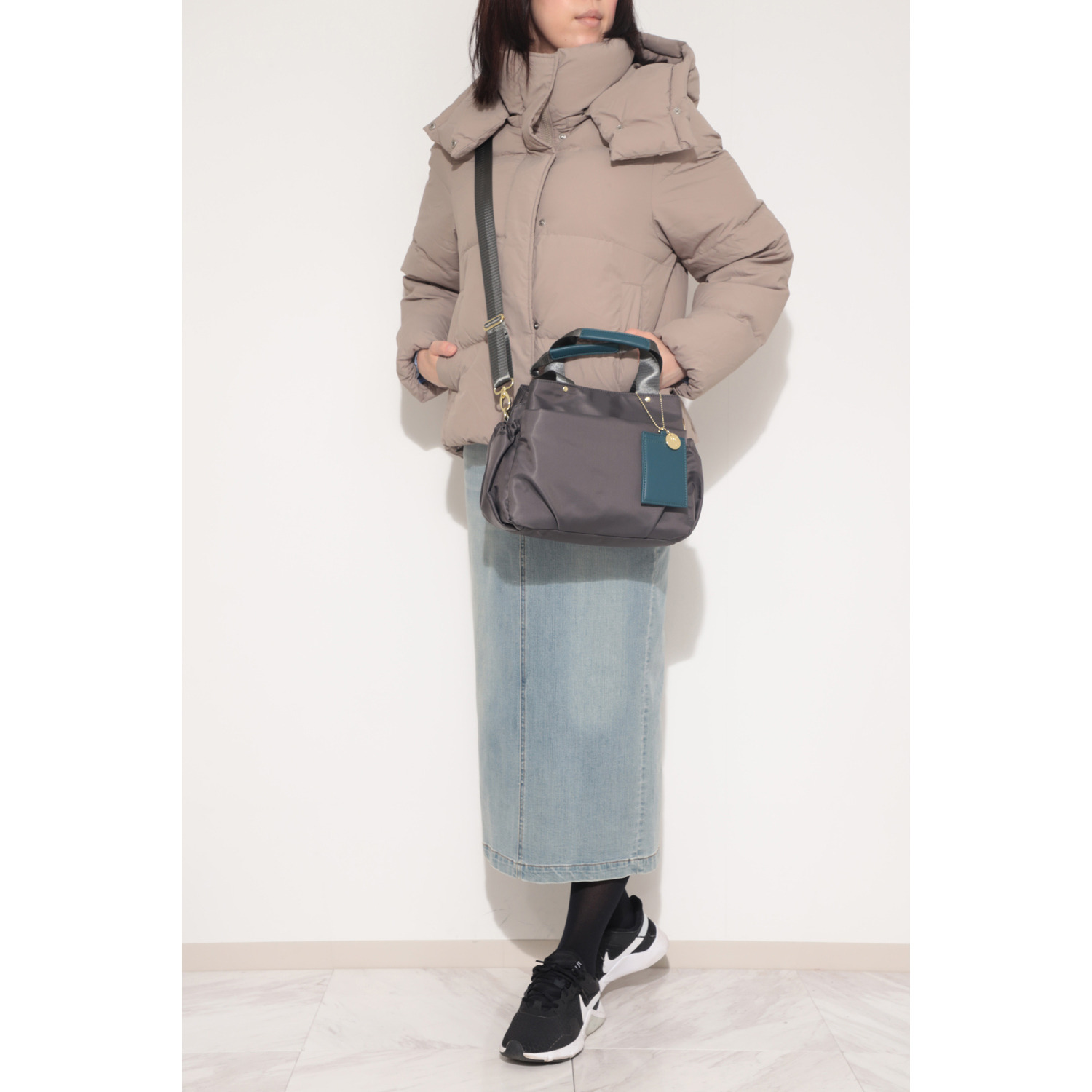 マドモワゼル　ザザ はっ水ナイロン パスケース付 ポケットがいっぱい！ 軽量２ウェイバッグ