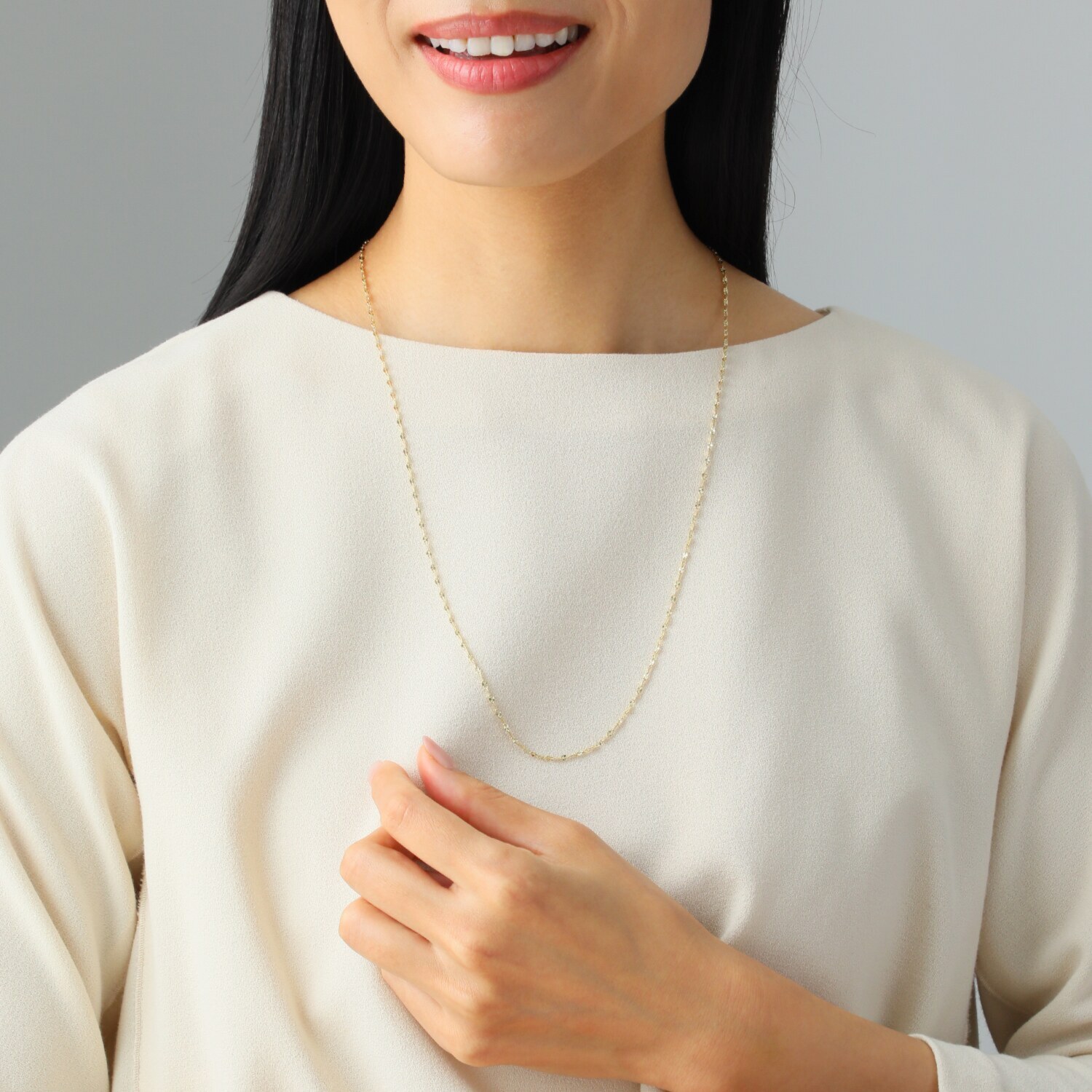 アルテッロ １８Ｋ 夜空の星の煌めき シャイニースター ロングデザインネックレス