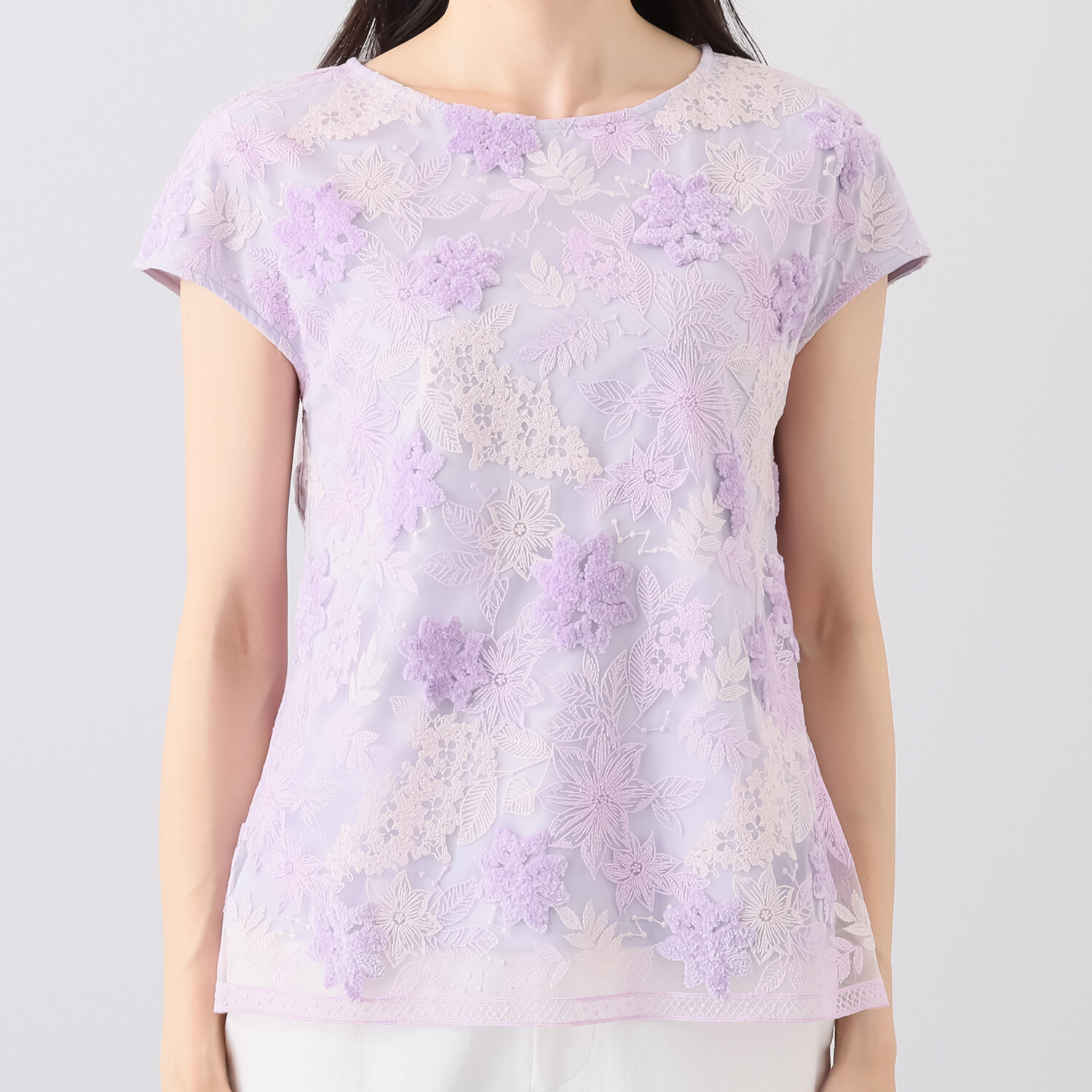 ルクオーレ １枚で華やか シェニールアクセント 総レースプルオーバー