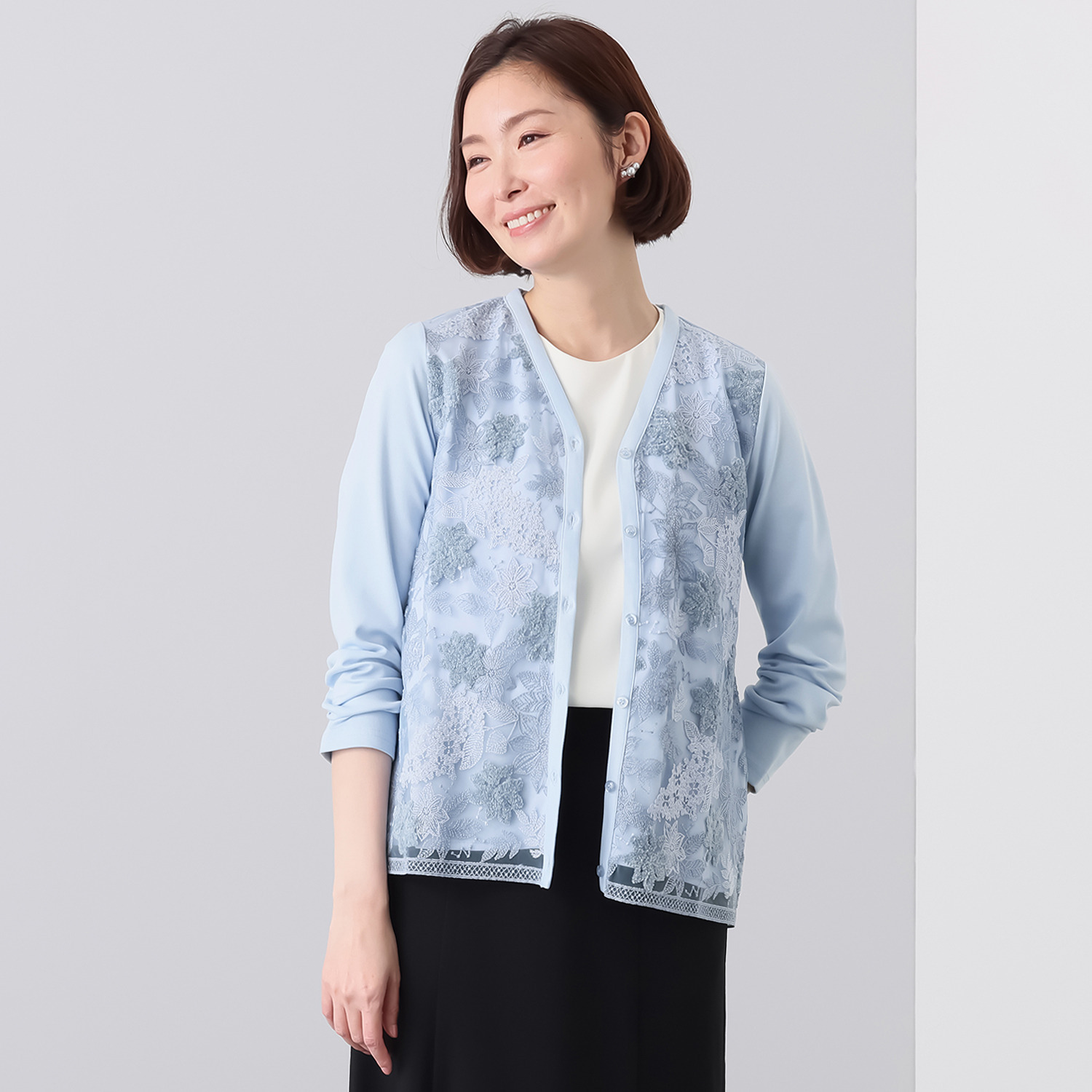 ルクオーレ シェニールアクセント レース切替 Ｖネックカーディガン