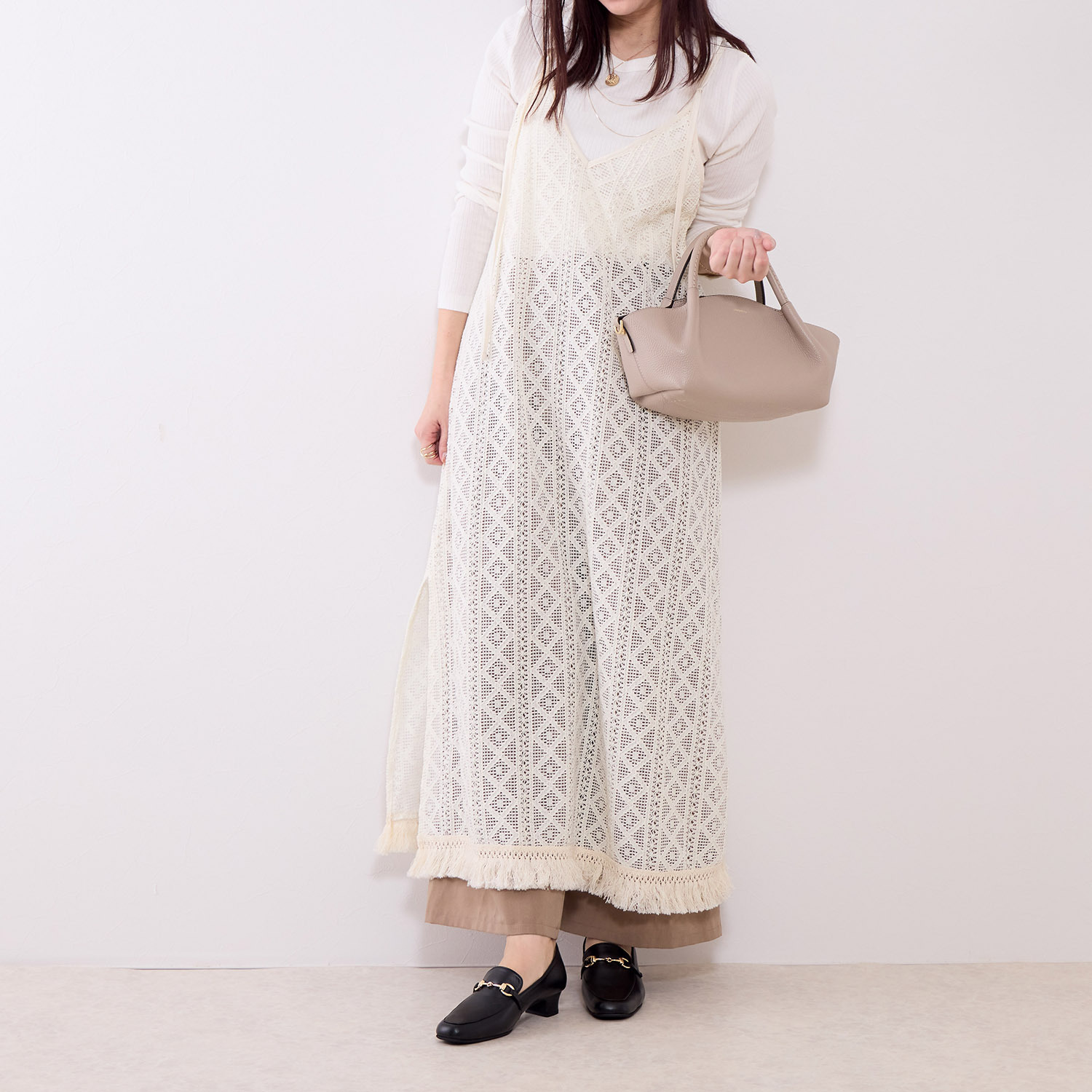 卑弥呼 “快適ウォークシリーズ” 日本製　はっ水牛革 デザインヒールローファー