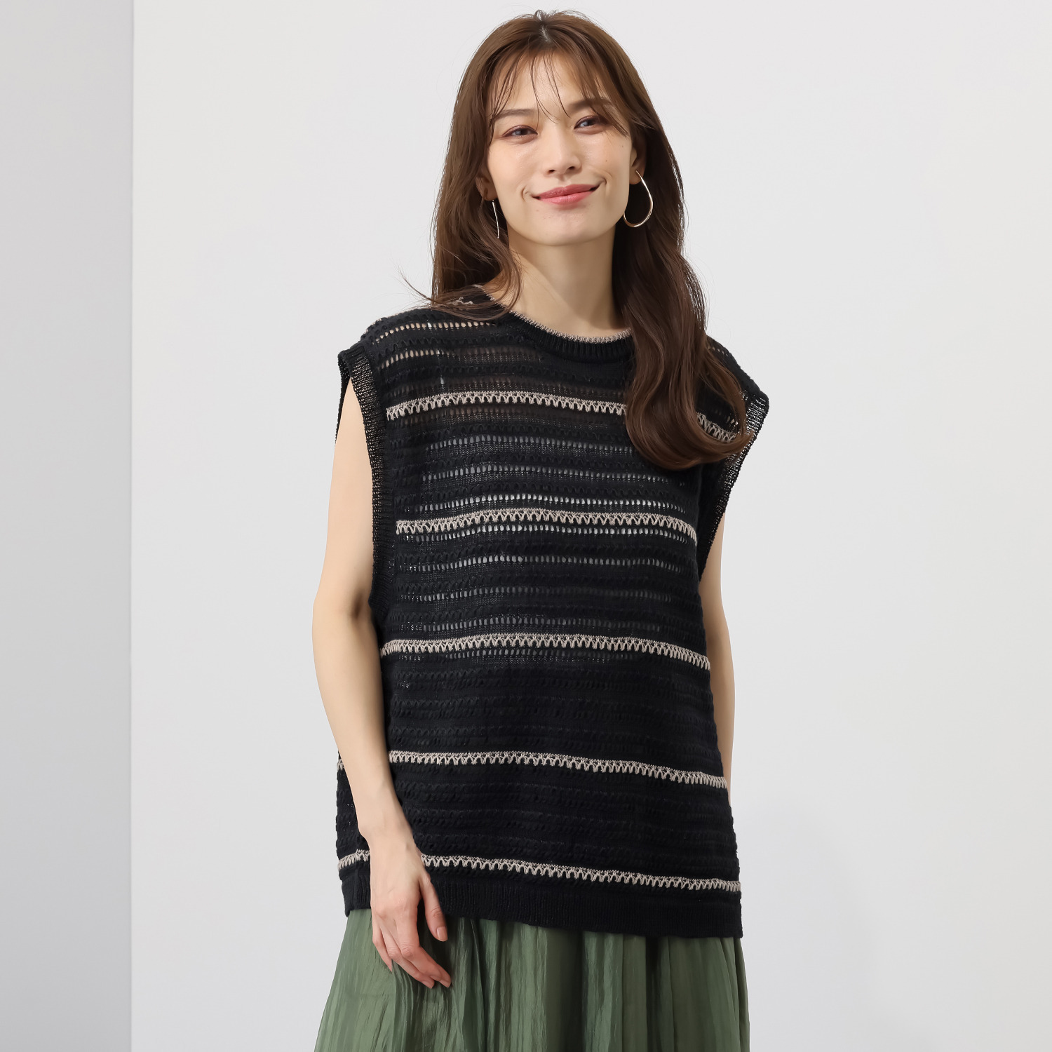 ソアージュ フレンチリネン１００％ リニフィッチオ社製糸使用 透かし柄ベスト