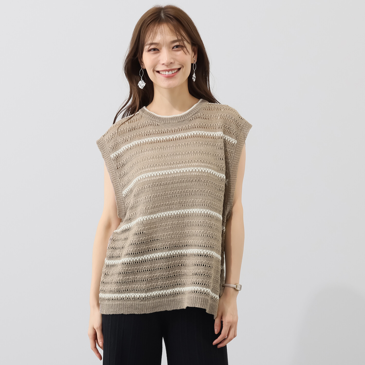 ソアージュ フレンチリネン１００％ リニフィッチオ社製糸使用 透かし柄ベスト