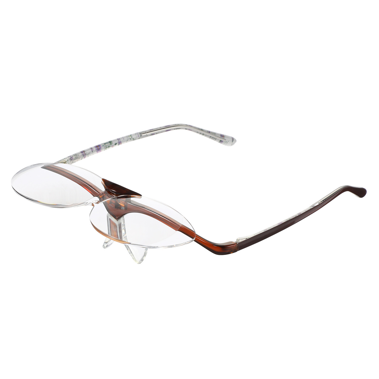 レンズの見やすさと かける快適性。 細部にも とことんこだわった 眼鏡市場コラボ 跳ね上げ式拡大鏡 アイルーぺグラン