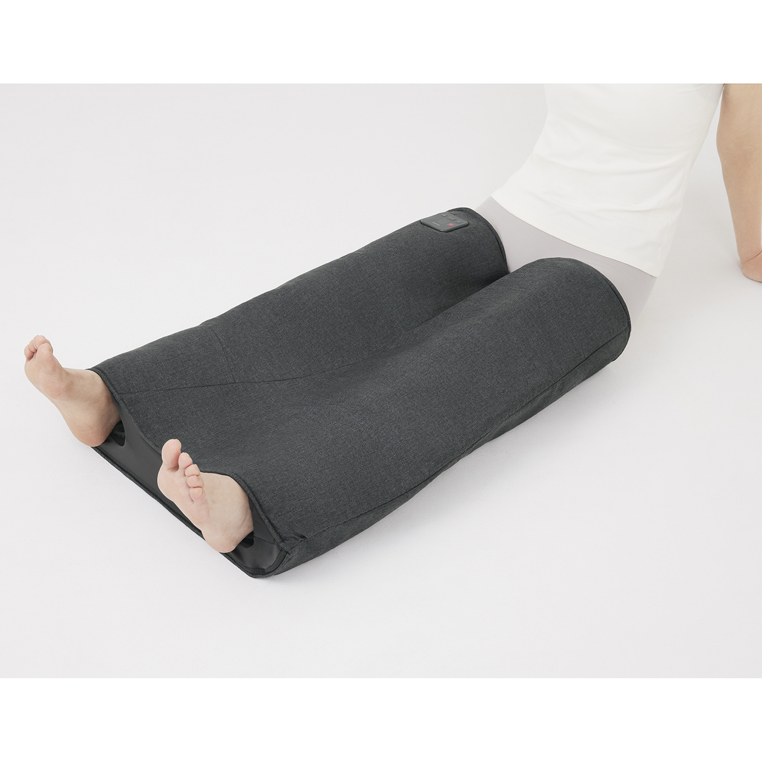 パナソニック 脚を入れるだけで おうちで贅沢フットケア エアーマッサージャー ＥＷ−ＲＡ１９２ はくだけキュッとリフレ