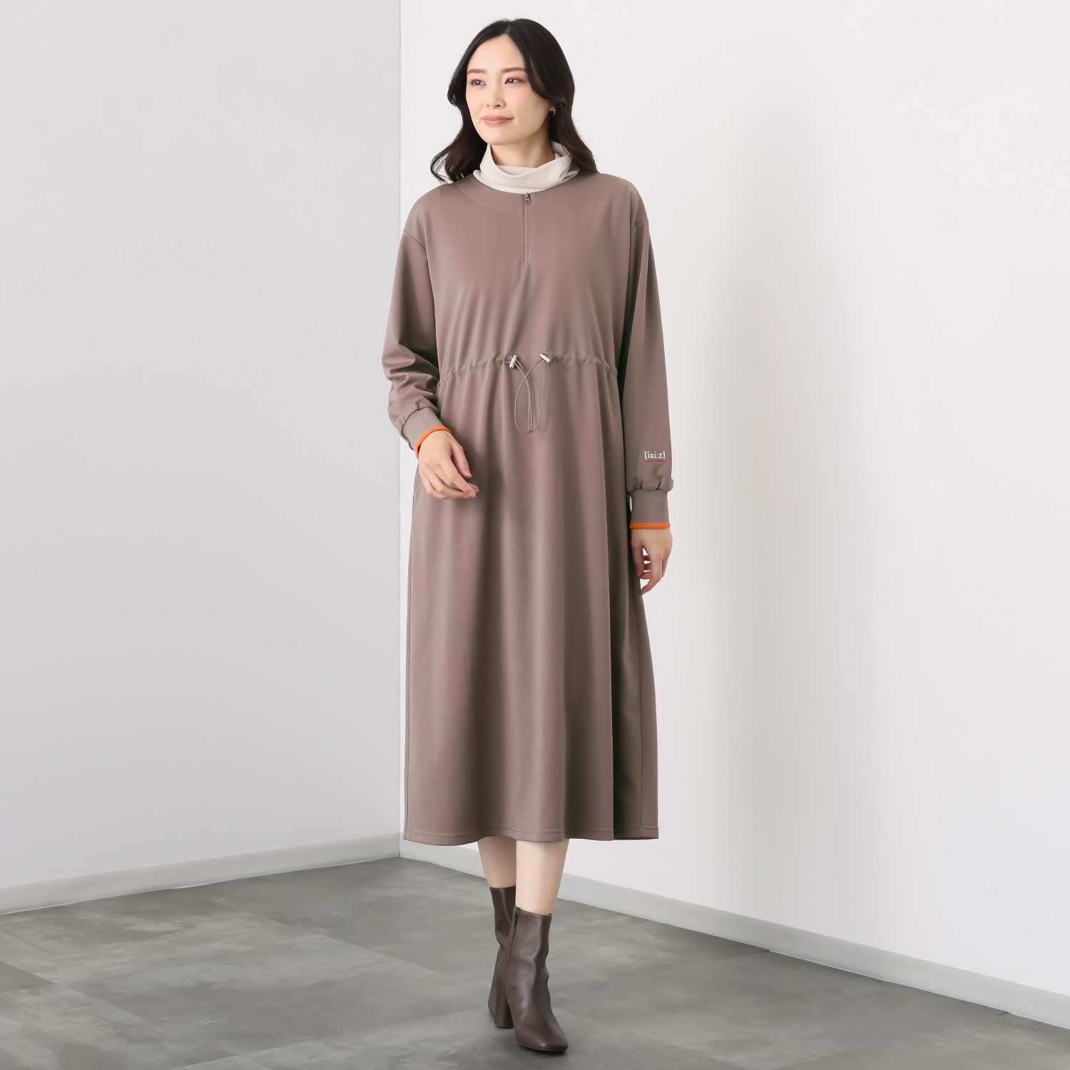 イクシーズ ウエスト ドローストリング付 ワンピース