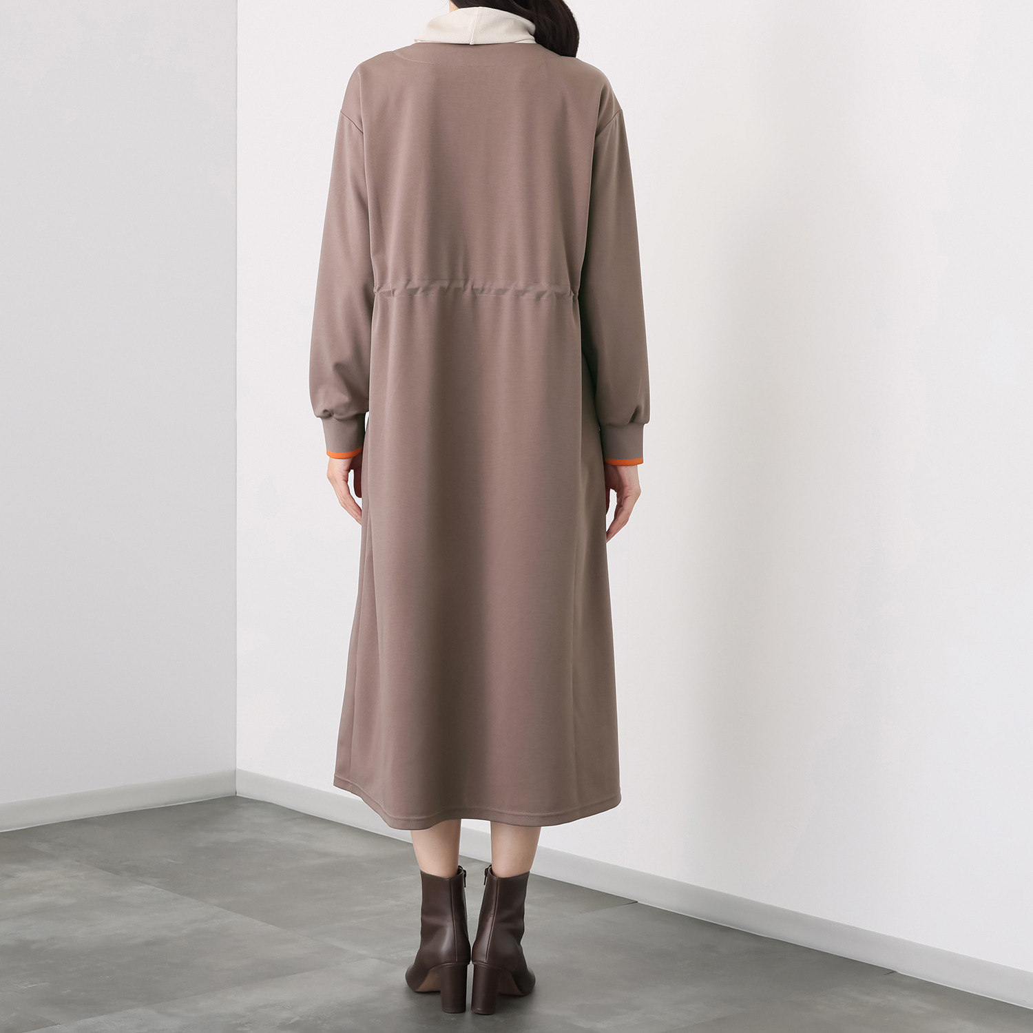 イクシーズ ウエスト ドローストリング付 ワンピース