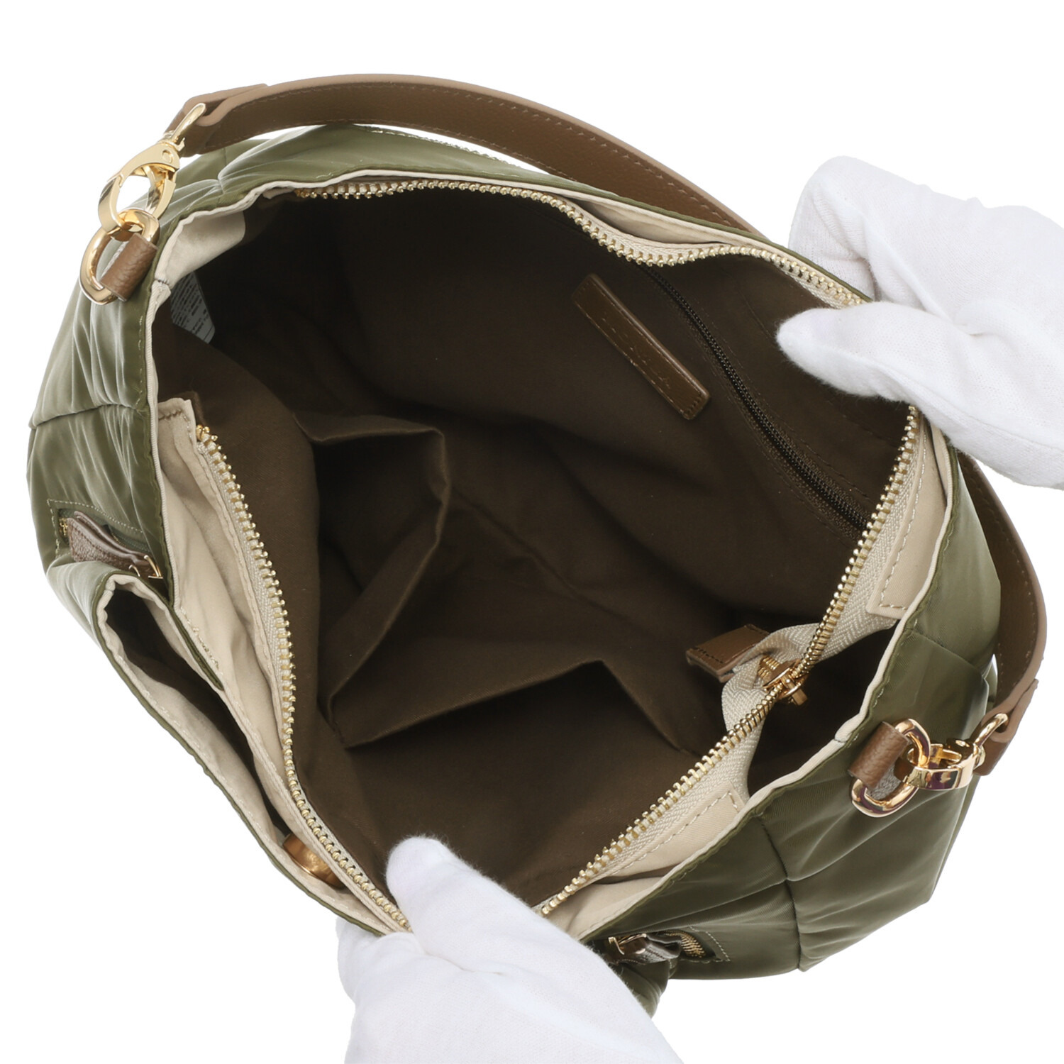 モニカ はっ水・軽量 グロッシーナイロン ２ウェイショルダーバッグ