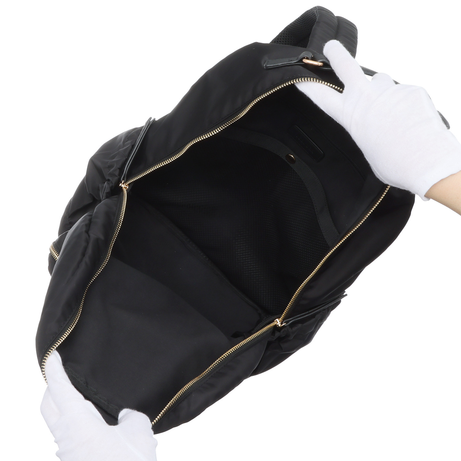 モニカ はっ水・軽量 グロッシーナイロン ギャザーバックパック