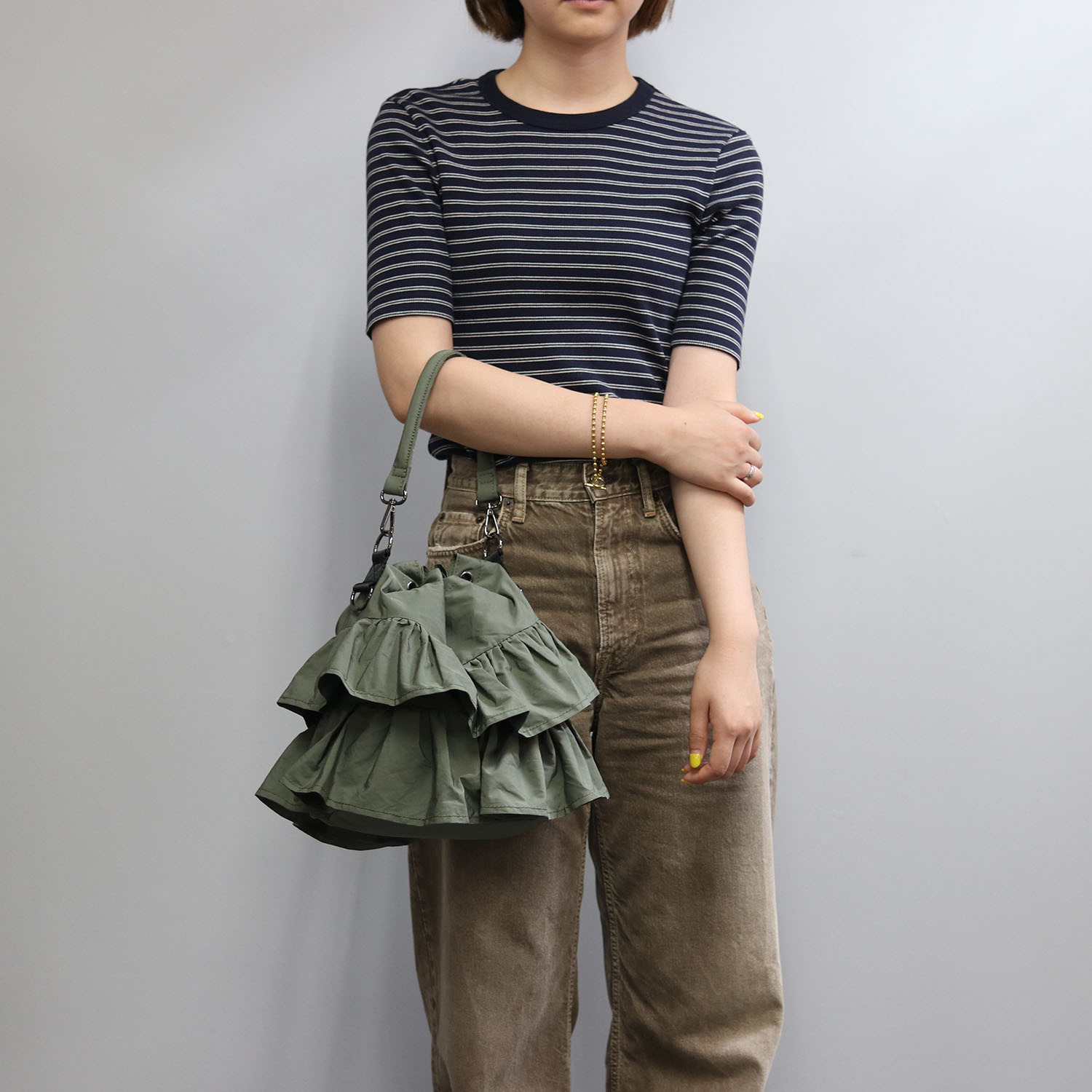 グッシオイタリー ミニフリル ２ウェイショルダーバッグ