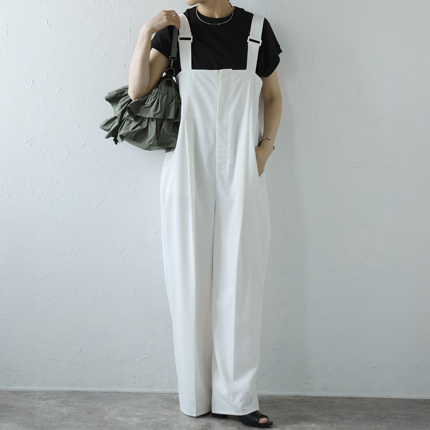 グッシオイタリー ミニフリル ２ウェイショルダーバッグ