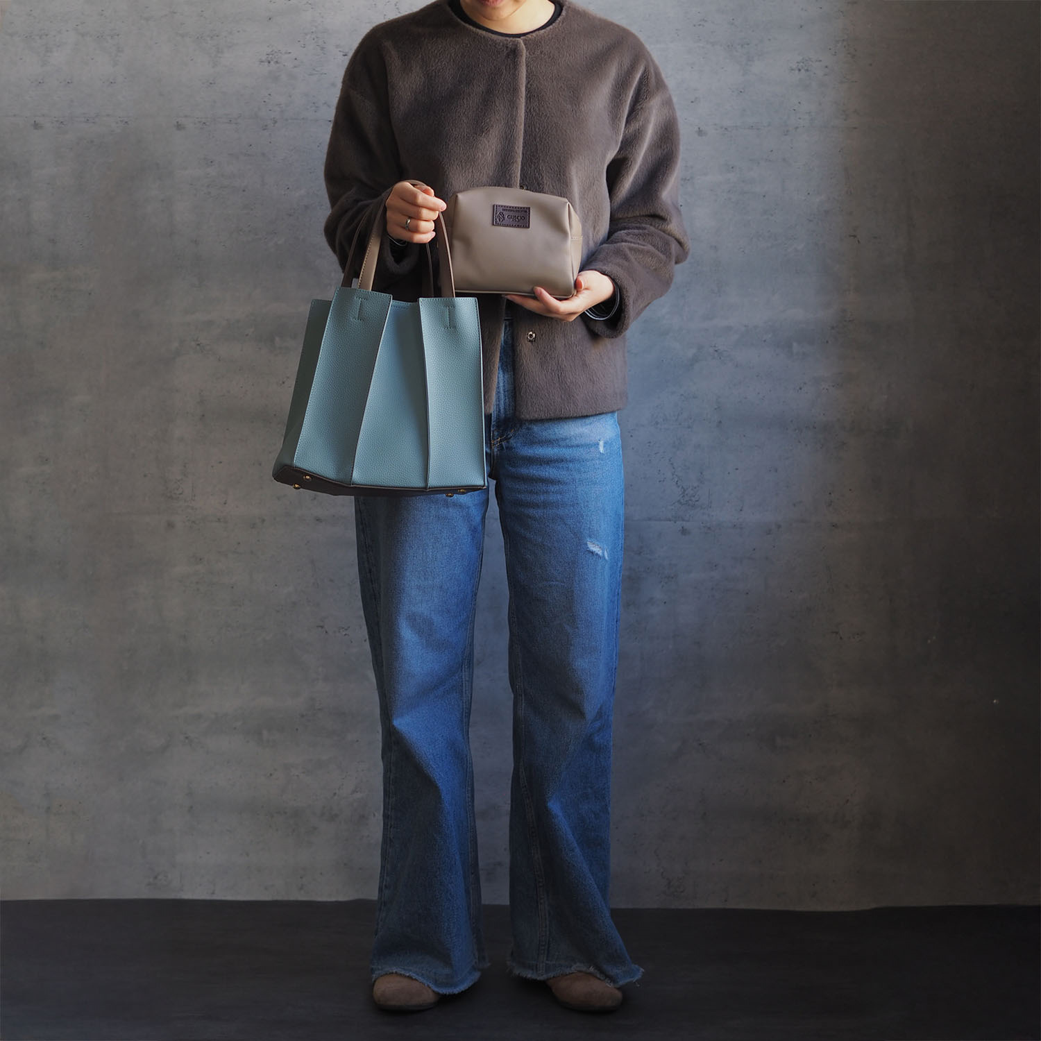 グッシオイタリー ２ウェイトートバッグ ＜ポーチ付＞