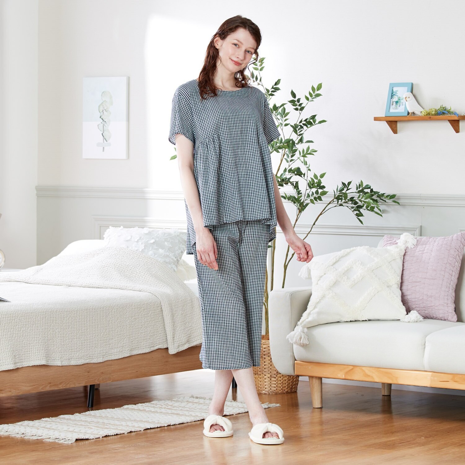 リラキュート 吸水速乾 綿１００％クレープ サイドギャザーＴシャツ＆ 切替フリル七分丈パンツ