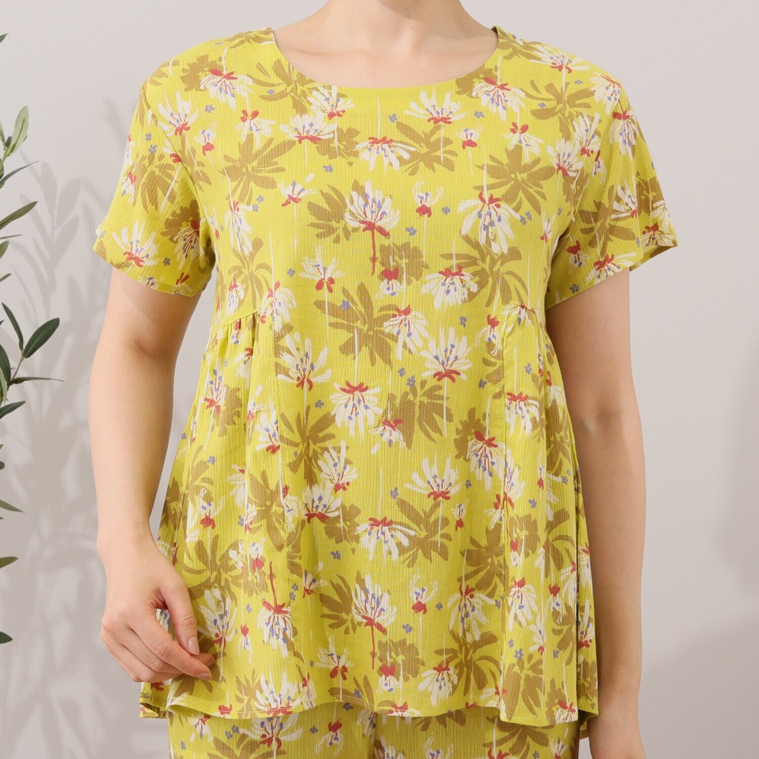 リラキュート 吸水速乾 綿１００％クレープ サイドギャザーＴシャツ＆ 切替フリル七分丈パンツ