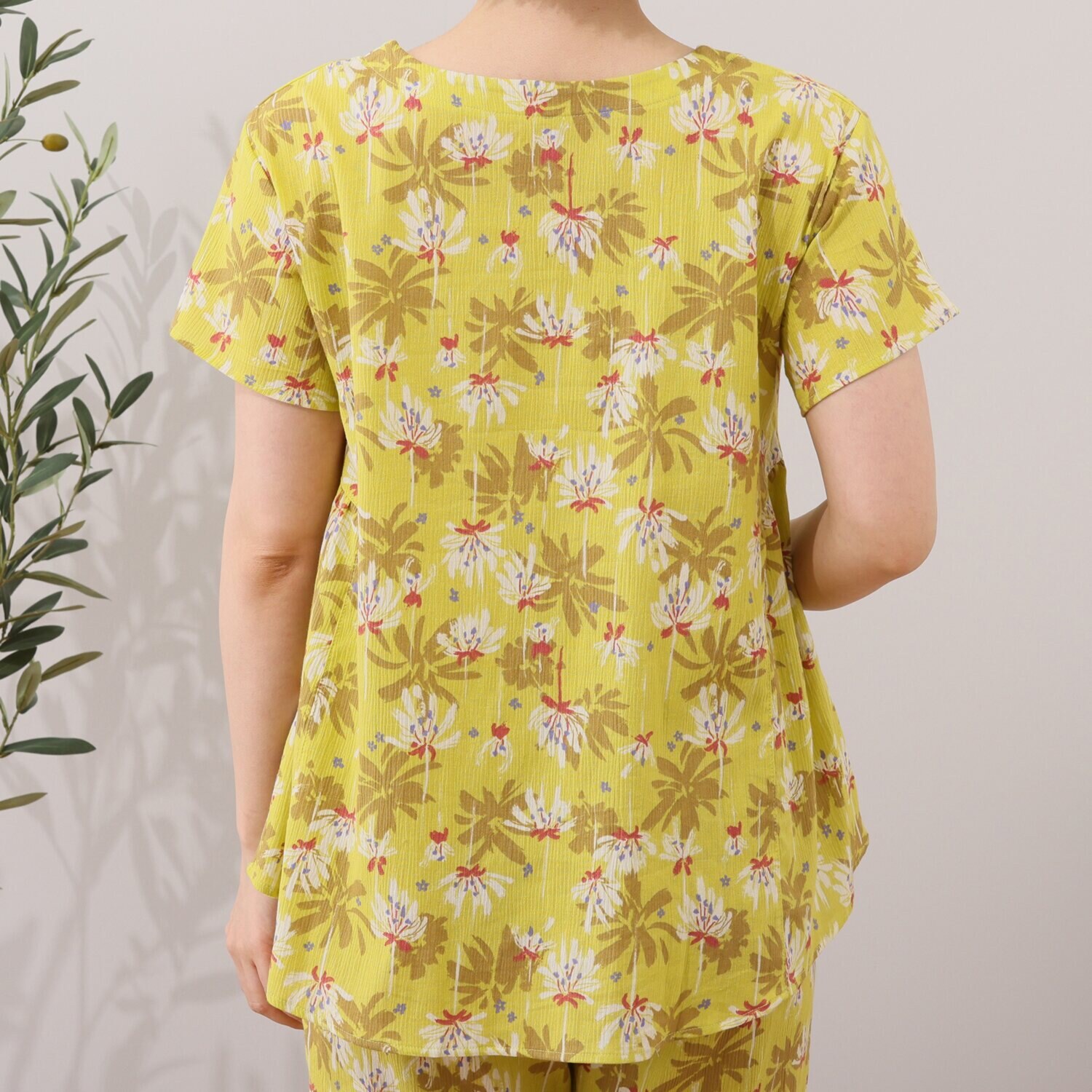 リラキュート 吸水速乾 綿１００％クレープ サイドギャザーＴシャツ＆ 切替フリル七分丈パンツ