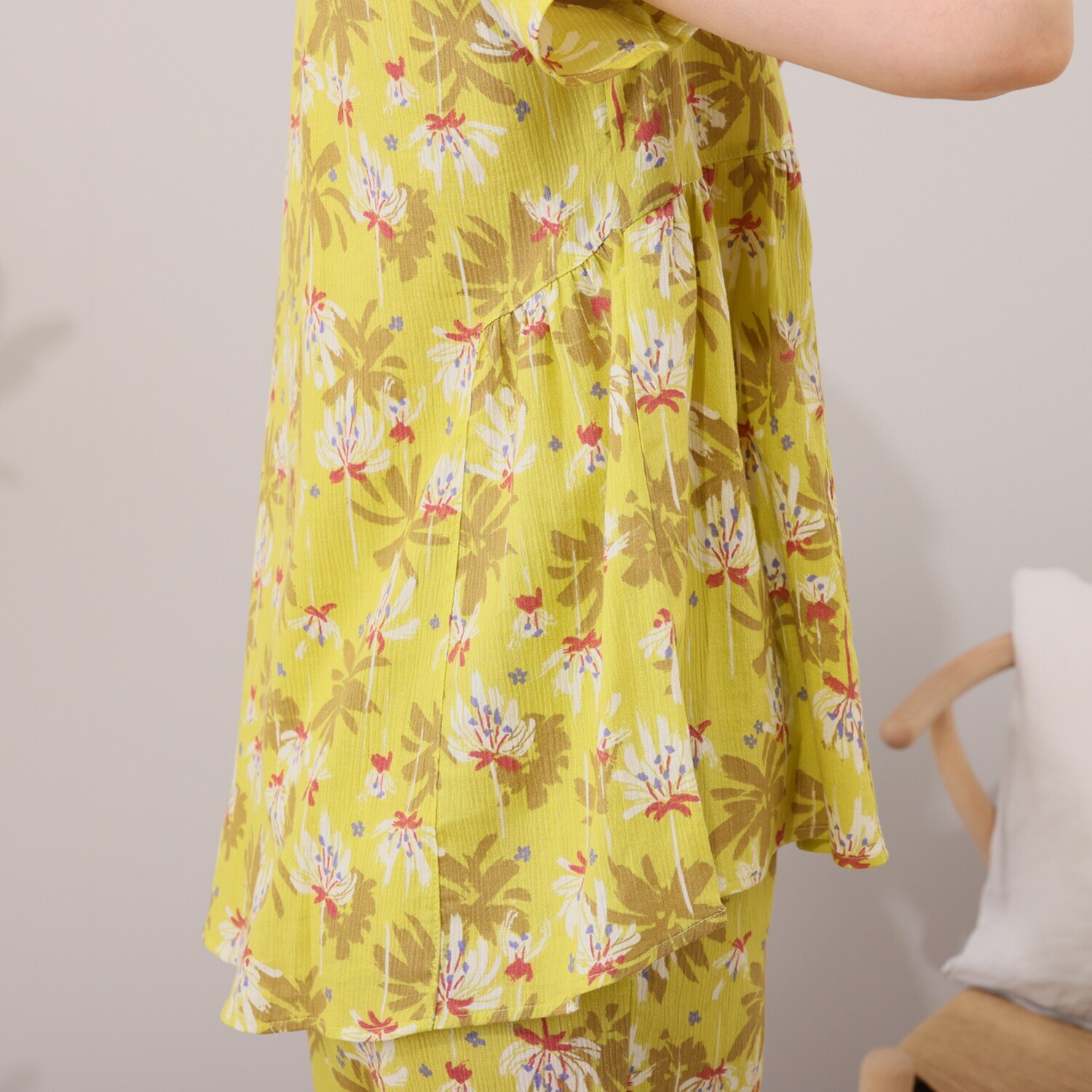 リラキュート 吸水速乾 綿１００％クレープ サイドギャザーＴシャツ＆ 切替フリル七分丈パンツ