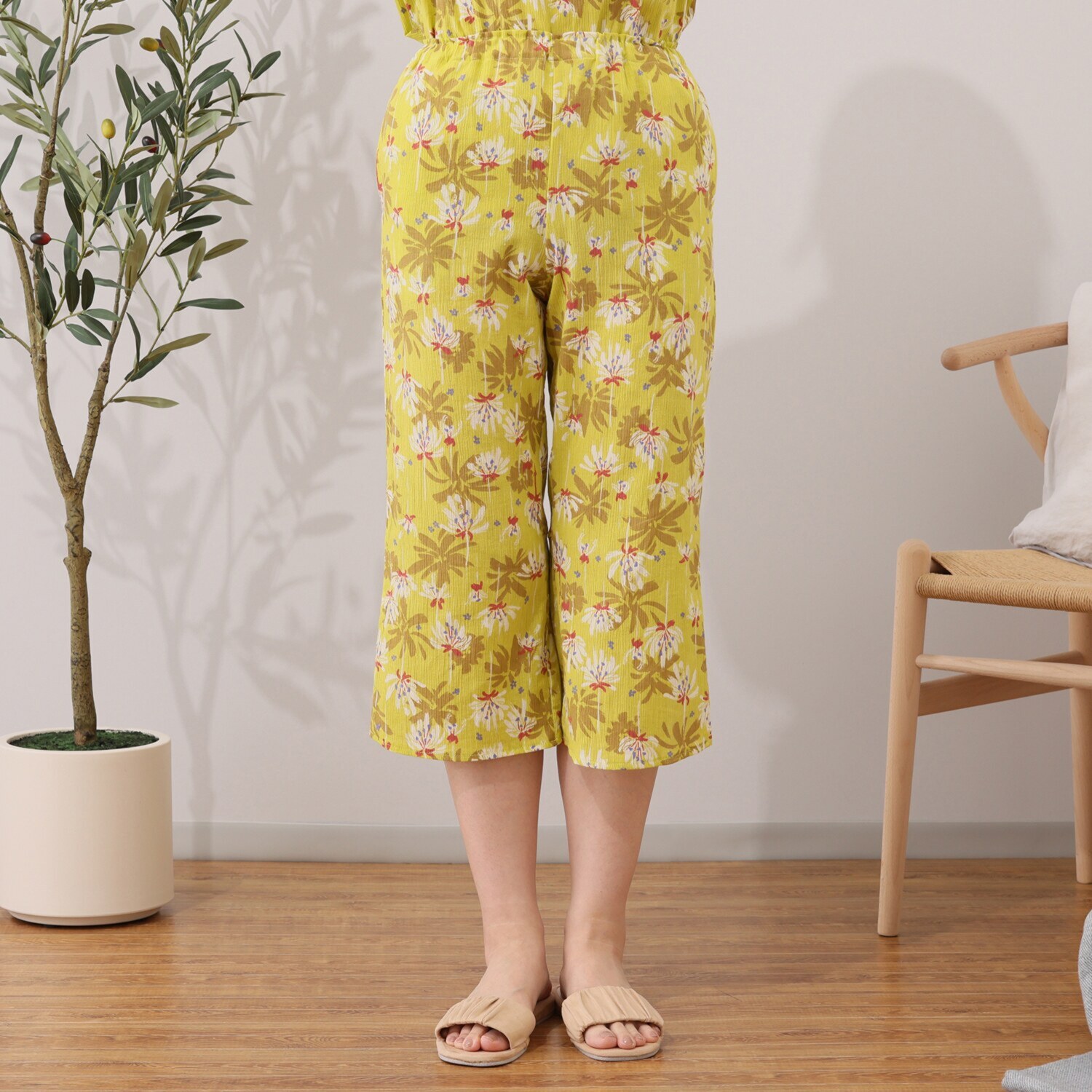 リラキュート 吸水速乾 綿１００％クレープ サイドギャザーＴシャツ＆ 切替フリル七分丈パンツ