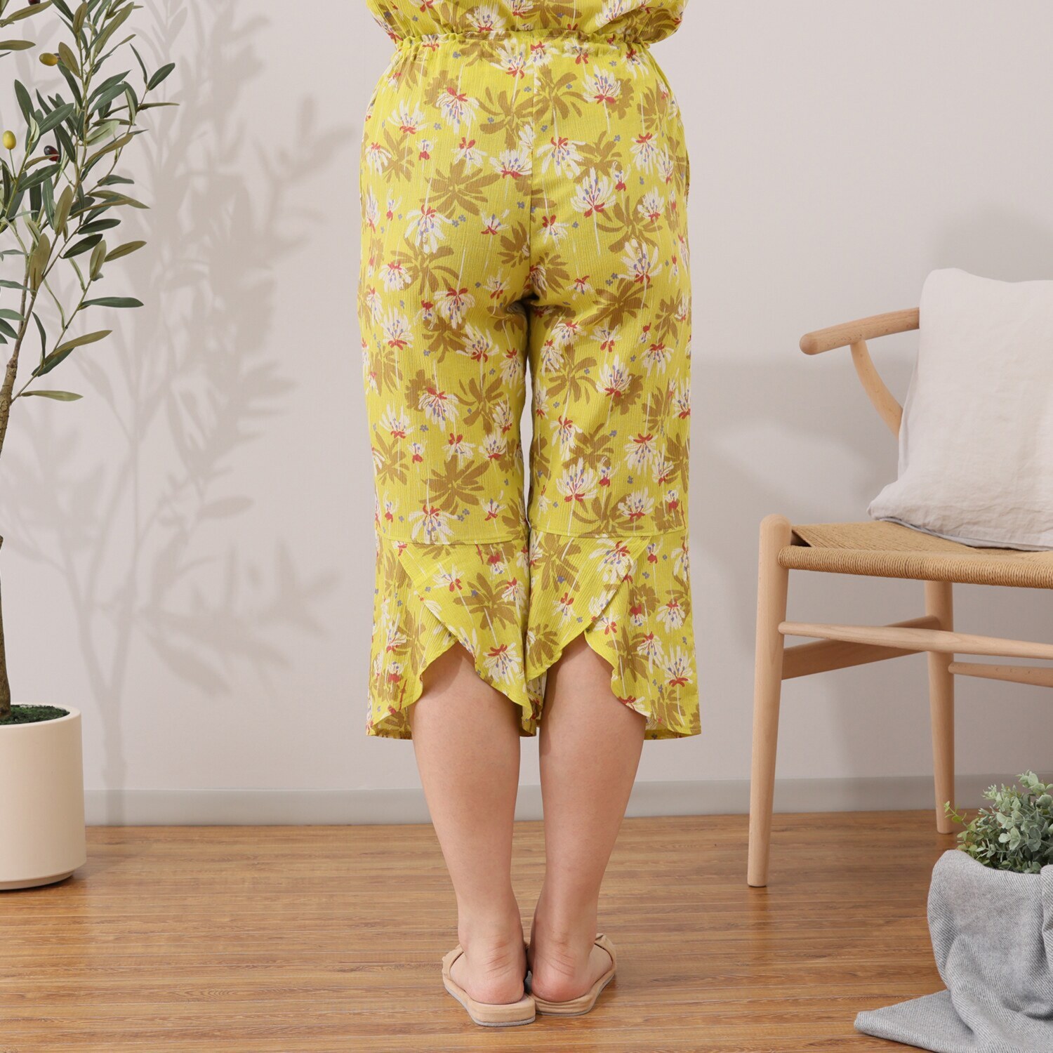 リラキュート 吸水速乾 綿１００％クレープ サイドギャザーＴシャツ＆ 切替フリル七分丈パンツ