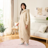 手足を自由に動かせる！ 多層構造で抜群の暖かさ 動ける寝袋 ラプトン