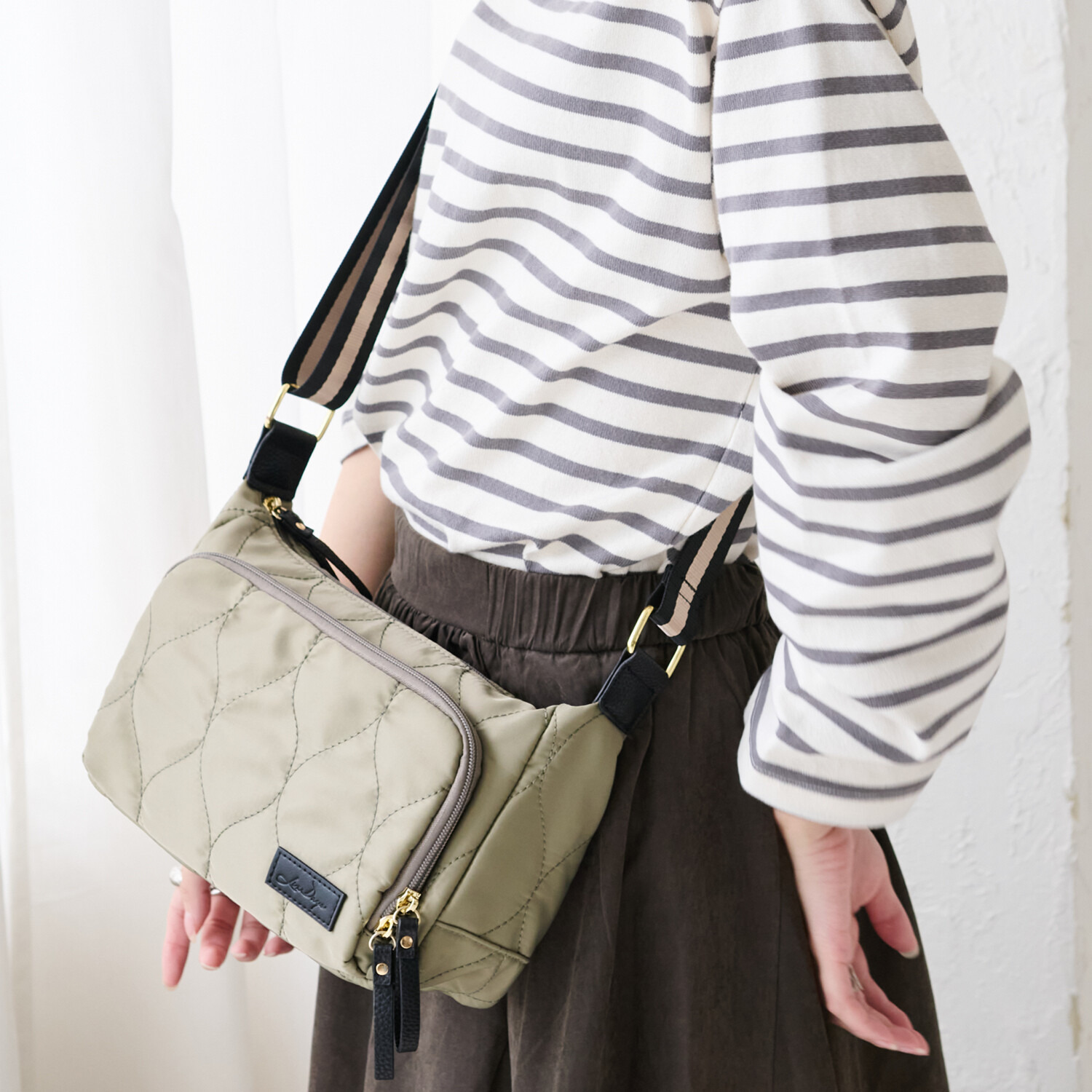 リズデイズ キルティング お財布ショルダーバッグ