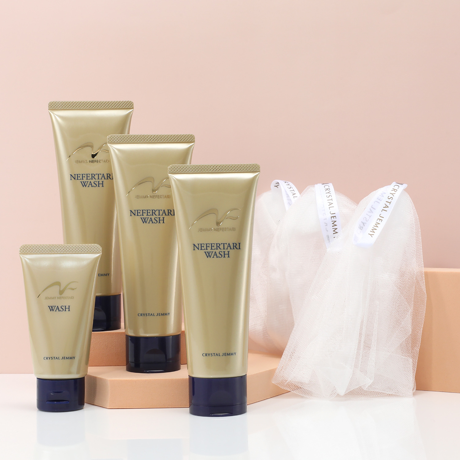 リニューアル前商品 チェンジ 濃密クリーミー泡で 潤い洗顔 ウォッシュ ３本増量セット