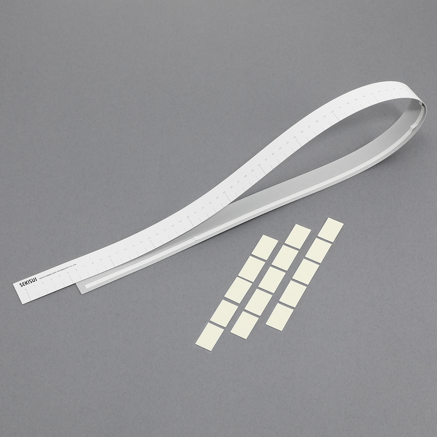 遮熱で省エネ対策！ 紫外線＆視線もカット 取付簡単、夏を涼しく！ ＭＡＳＡクーリアス ２枚組 腰高窓用 ＜９８×１００ｃｍ＞