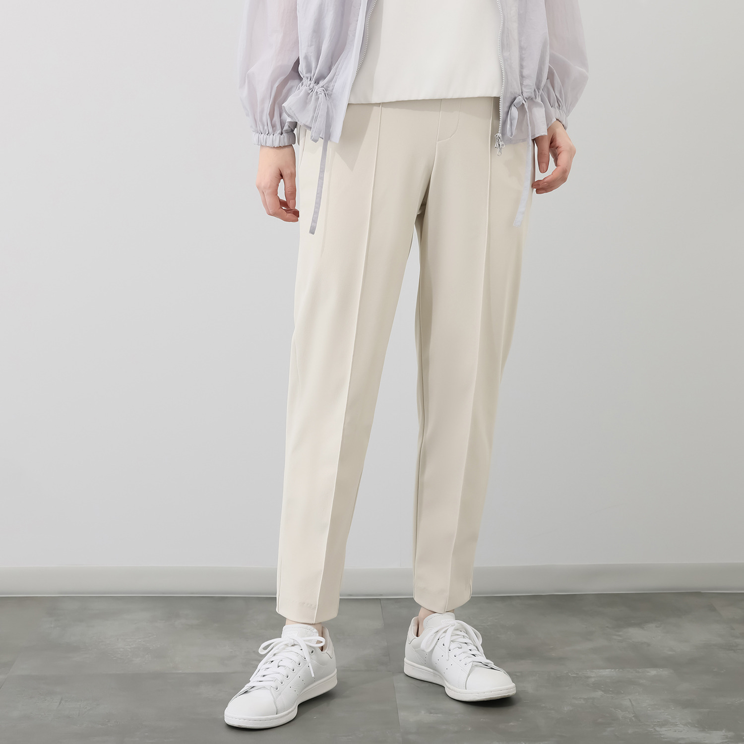 ＴＡＫＵＭＩＢＡ 接触冷感・速乾・防シワ サーラドライ テーパードパンツ ＜股下６５ｃｍ＞