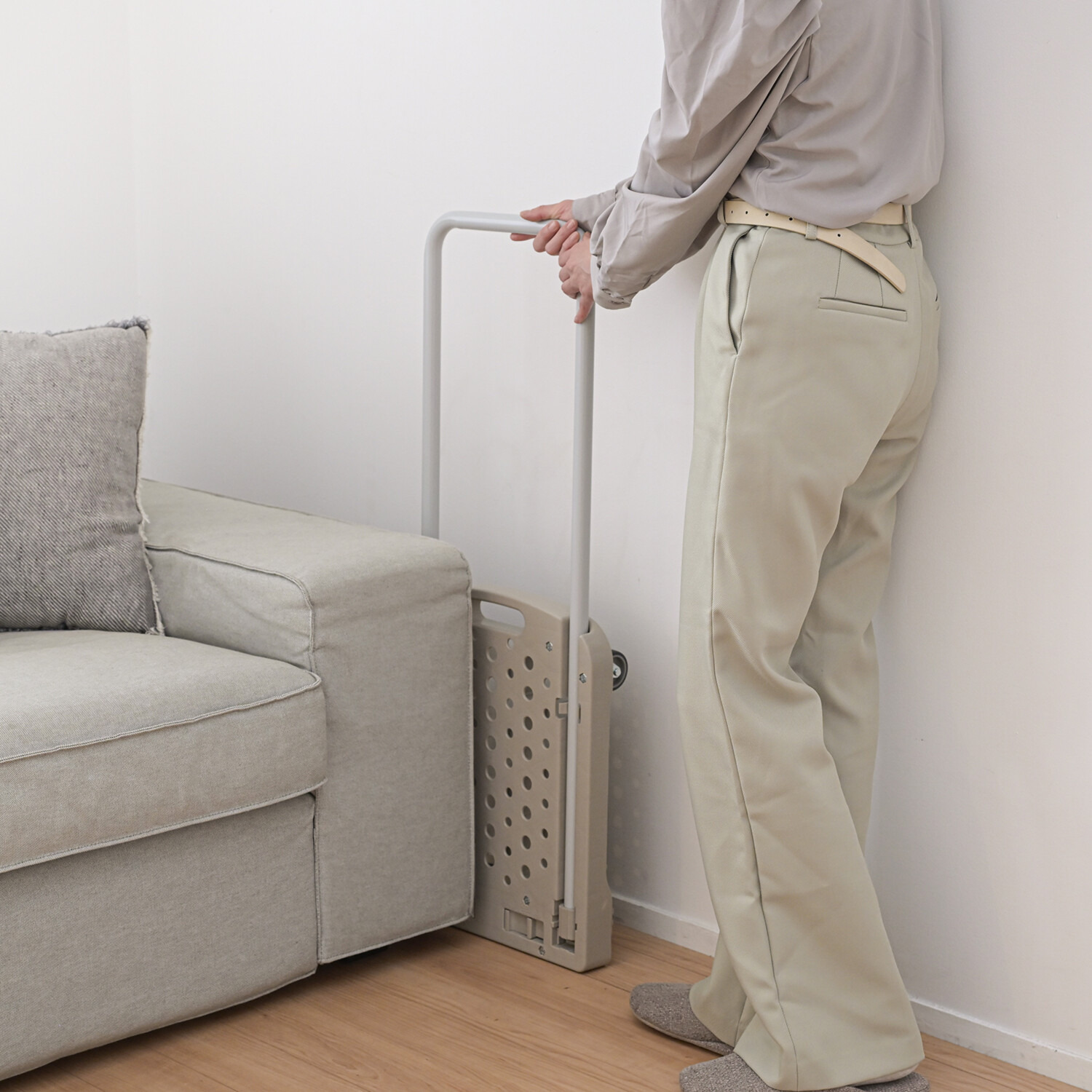 コンパクトで小回りが利く 日常生活の かわいい味方 お手軽キャリーカート スリム