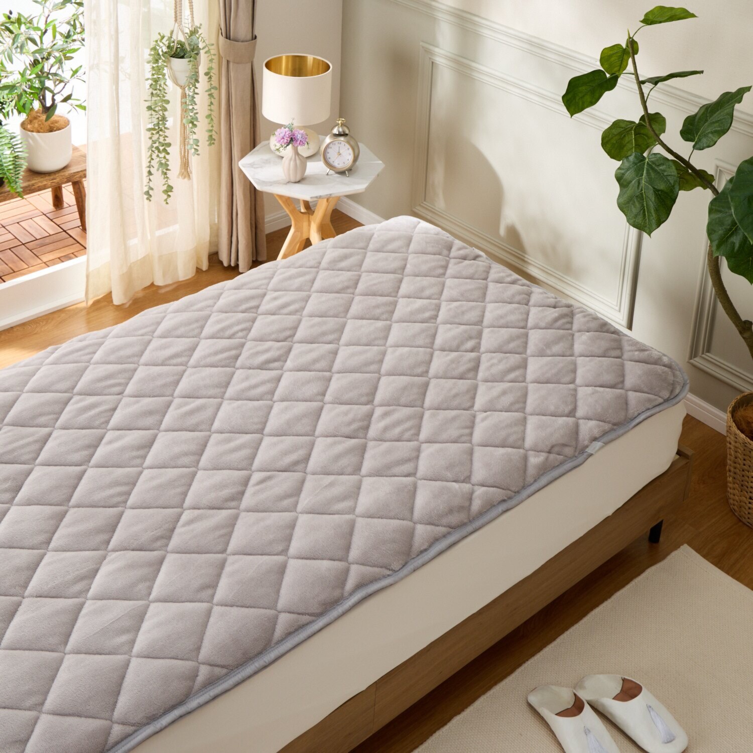 ｎｉｓｈｉｋａｗａ　西川 １枚４役！ 春夏秋冬つかえる ４シーズン敷きパッド ＜シングル＞