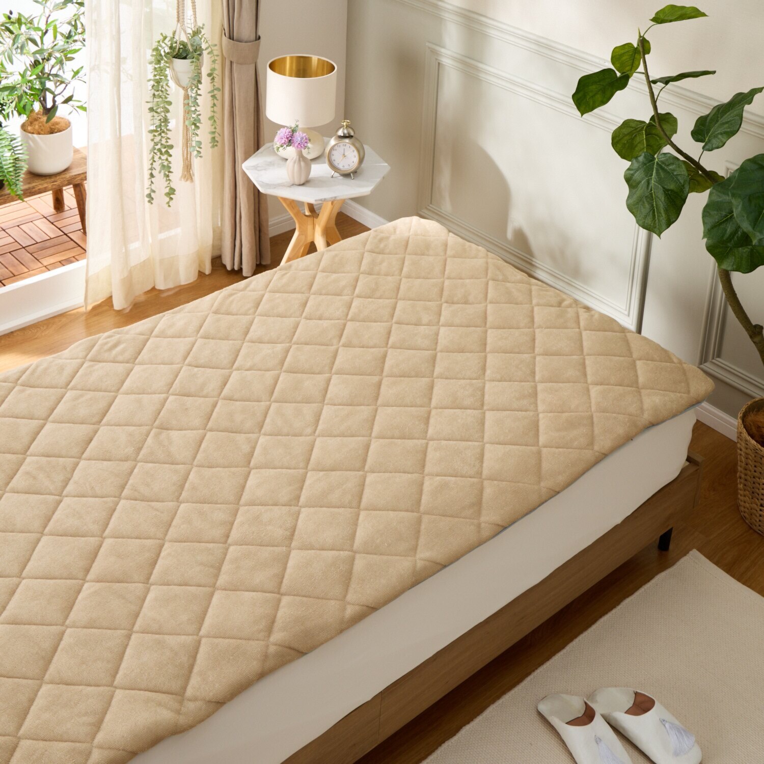 ｎｉｓｈｉｋａｗａ　西川 １枚４役！ 春夏秋冬つかえる ４シーズン敷きパッド ＜シングル＞