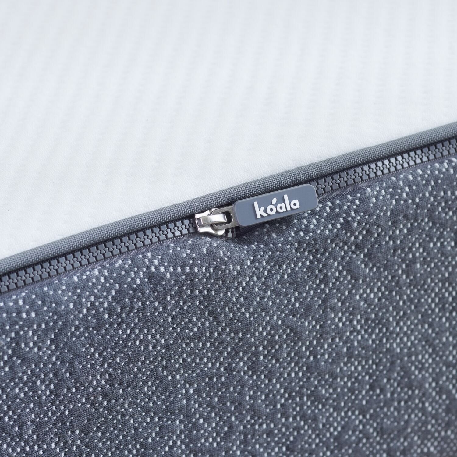 コアラマットレス ＫＬＯＵＤＫＯＭＦＯＲＴ （クラウドコンフォート） 洗えるトッパー（カバー） ＜シングル＞