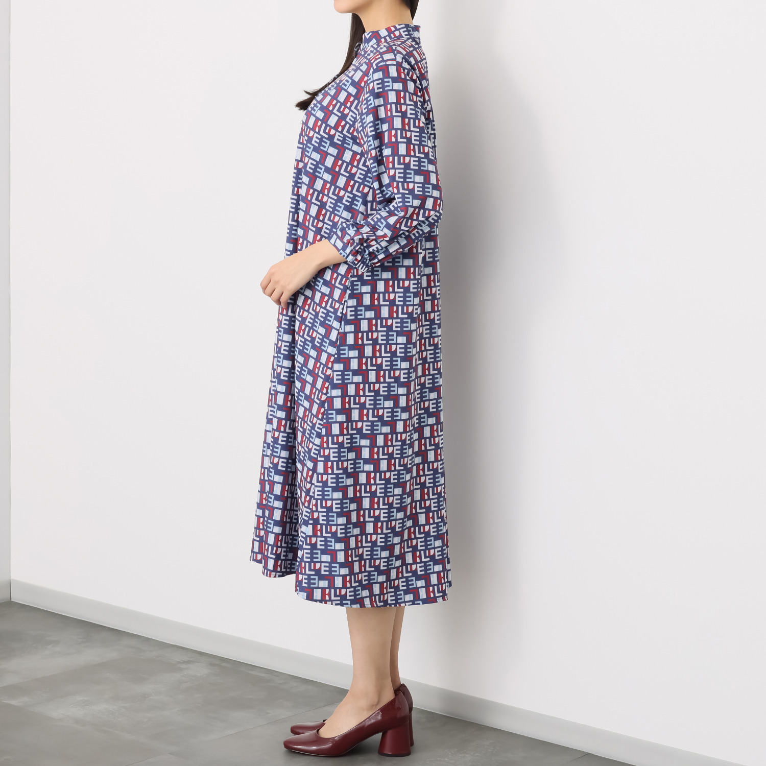 エル　ステュディオ ボウタイ付 ＥＬＬＥグラフィック ワンピース