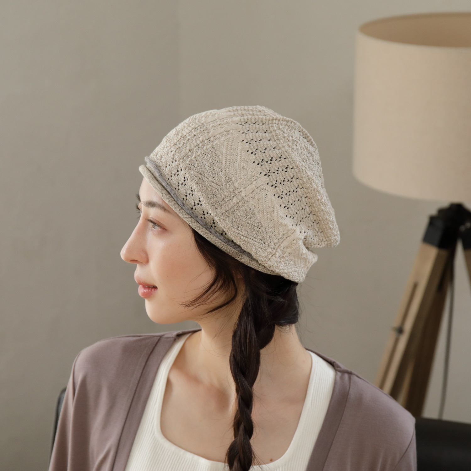 タイムクロス 日本製　超軽量 洗えるシルク混の ホールガーメント（Ｒ） おうちニット帽