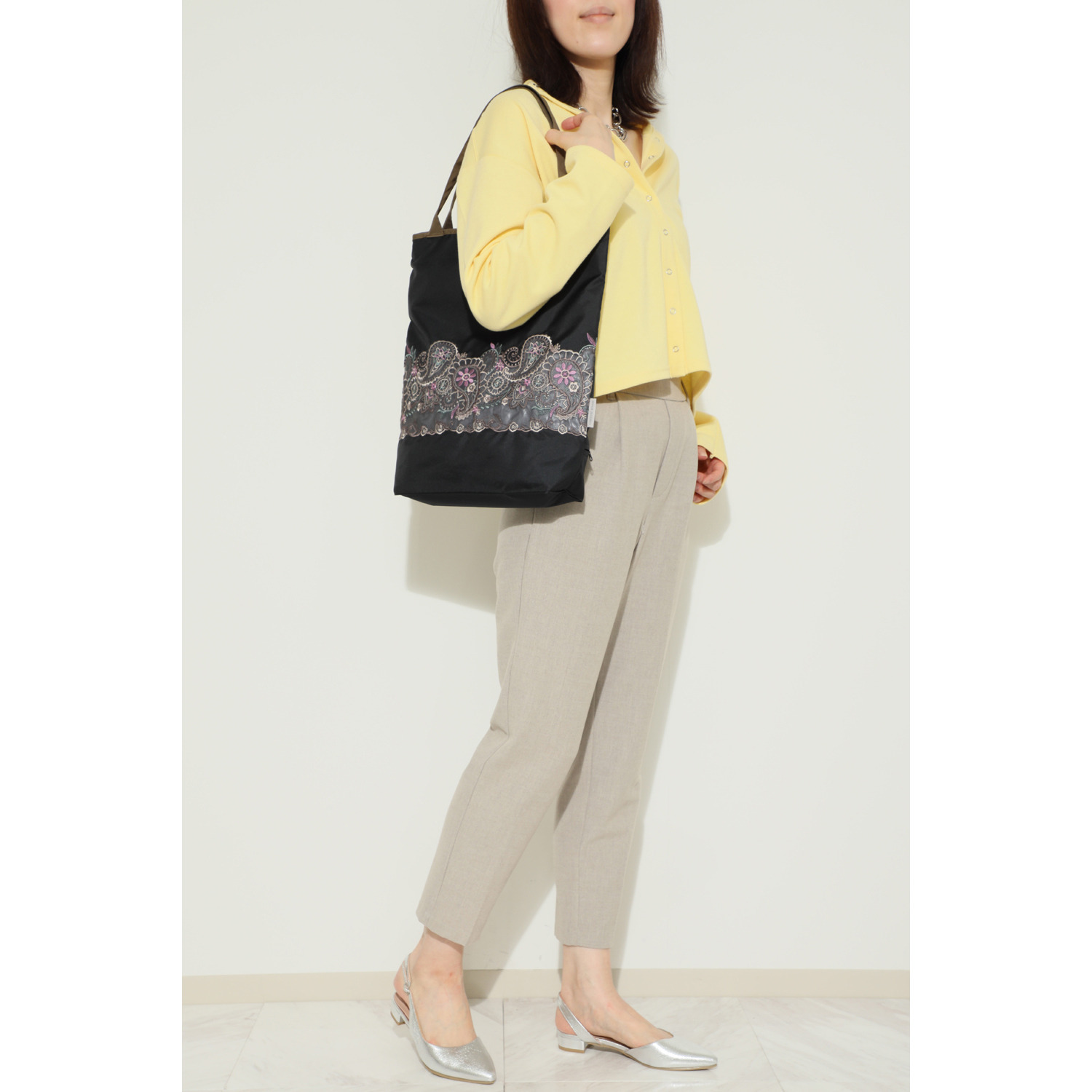 シノワズリーモダン 防水・はっ水 ツインプロテクト 更紗ペイズリー カットワーク刺しゅう トートバッグ