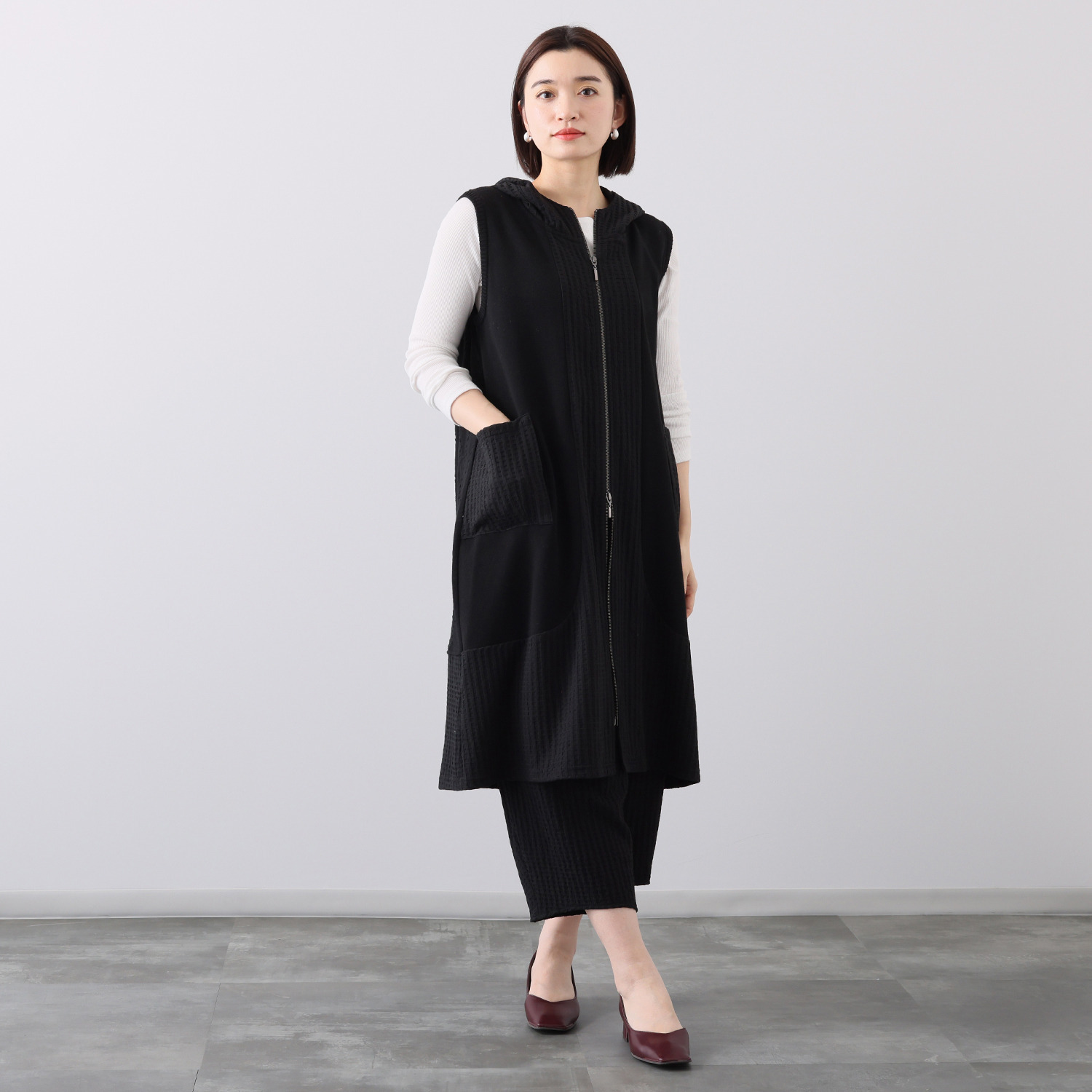 ヨシヨシ バイ　ピージェイ 異素材使い フード付 デザインロングジレ