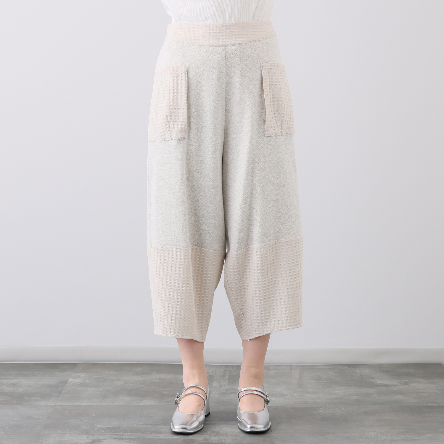 ヨシヨシ バイ　ピージェイ 異素材使い コクーンシルエット デザインワイドパンツ