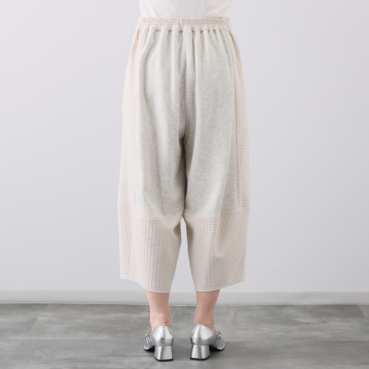 ヨシヨシ バイ　ピージェイ 異素材使い コクーンシルエット デザインワイドパンツ