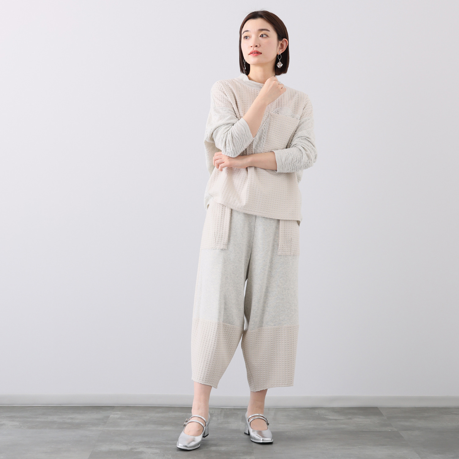 ヨシヨシ バイ　ピージェイ 異素材使い コクーンシルエット デザインワイドパンツ