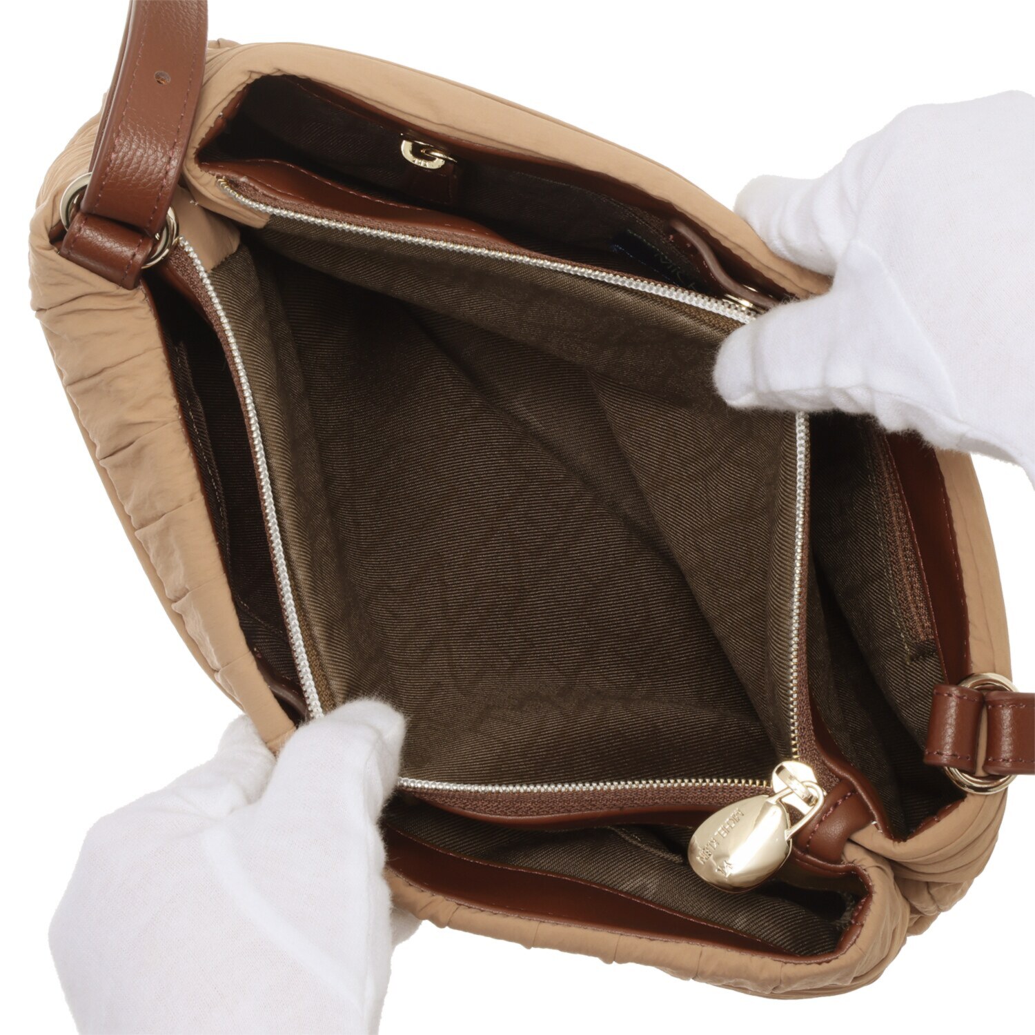 ミッシェル　クラン はっ水プリーツ ポシェット