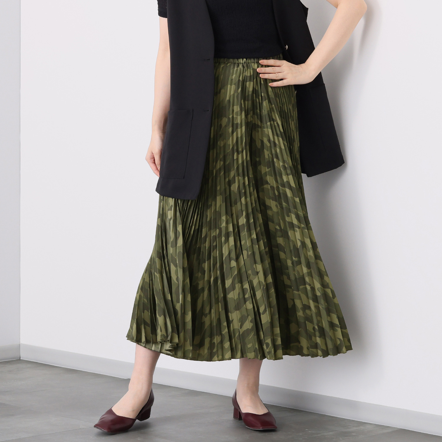 イシカワラボ★ヒトミ ソフトデシン プリーツガウチョ フレアーパンツ