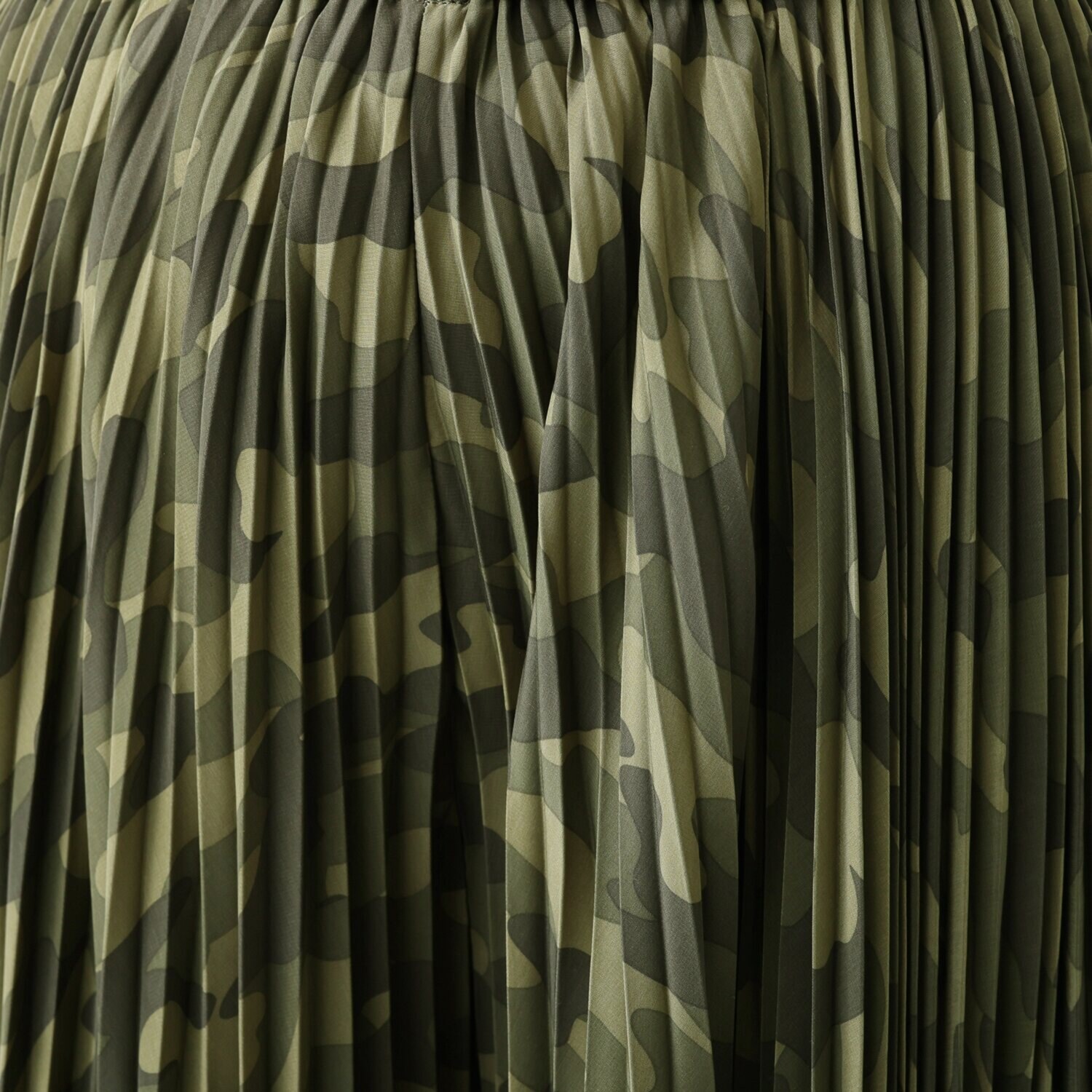 イシカワラボ★ヒトミ ソフトデシン プリーツガウチョ フレアーパンツ