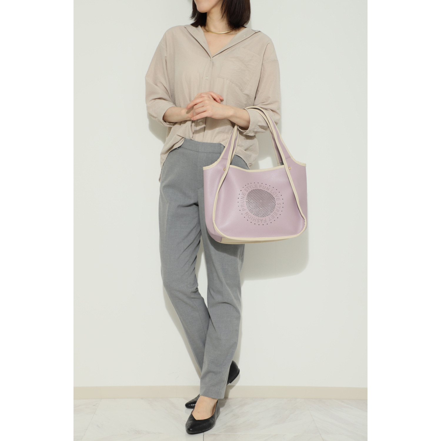 ラルジュ パンチングデザイン Ａ４トートバッグ