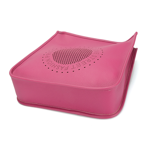 ラルジュ パンチングデザイン ショルダーバッグ