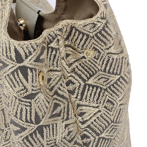 ラルジュ ２通りのフォルムが 楽しめる！ エスニック風柄 トートバッグ