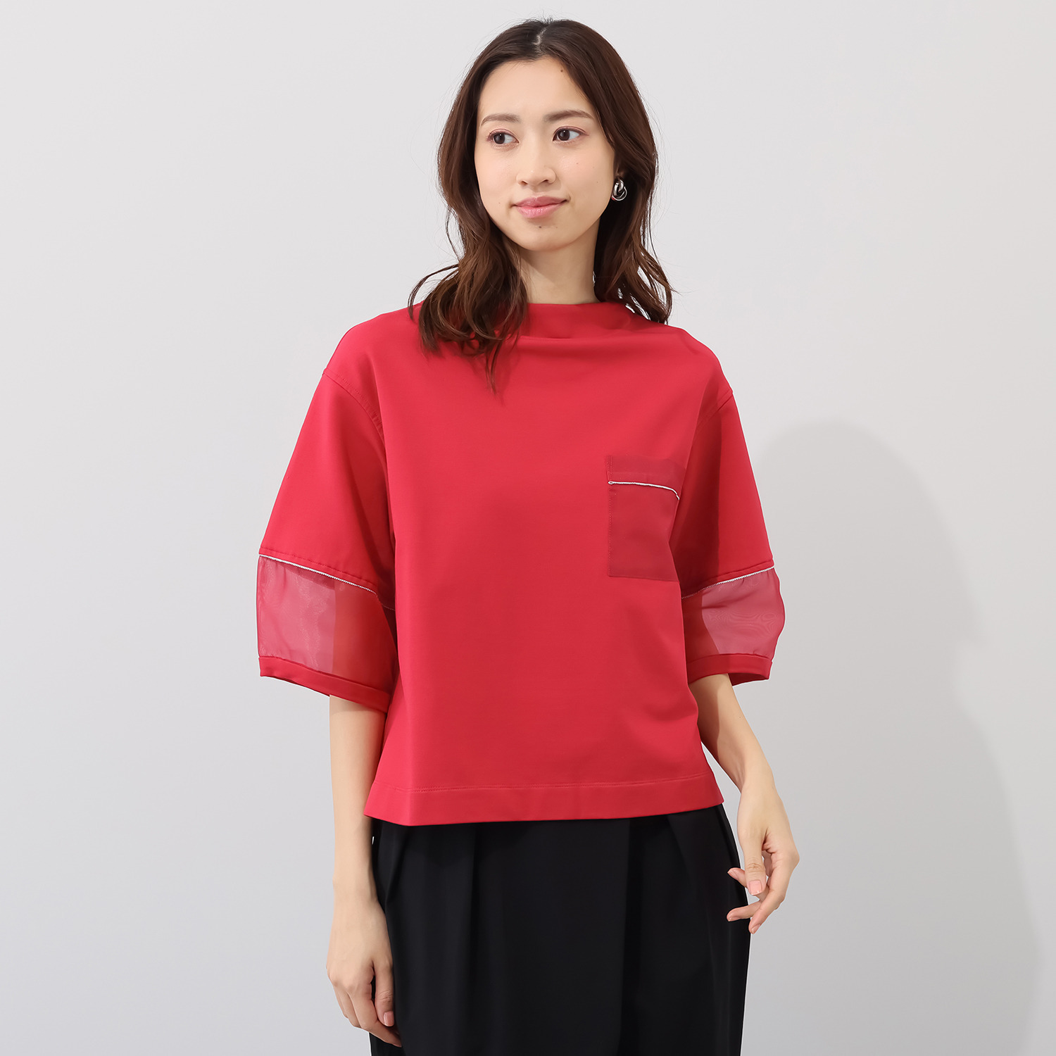 ミミコプラス 綿混素材で肌心地抜群 透け感とフォルムが美しい バルーンスリーブ ボトルネックプルオーバー