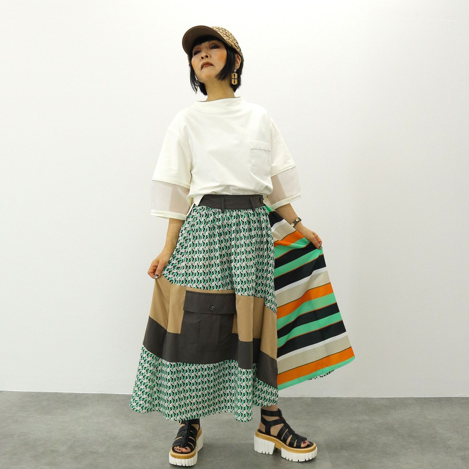 ミミコプラス 綿混素材で肌心地抜群 透け感とフォルムが美しい バルーンスリーブ ボトルネックプルオーバー