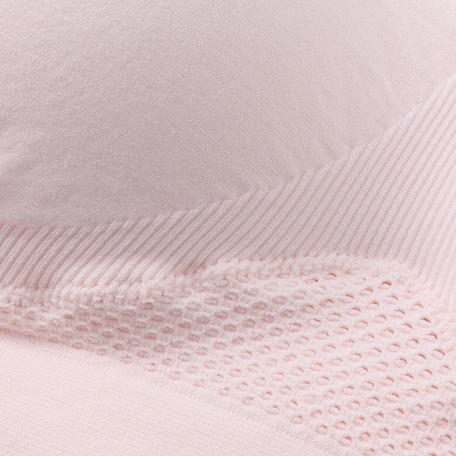 女の欲望 超ラクなのに超アガる！ 接触冷感＆快適メッシュ ＮＥＷ！ 神の手ブラ３枚セット