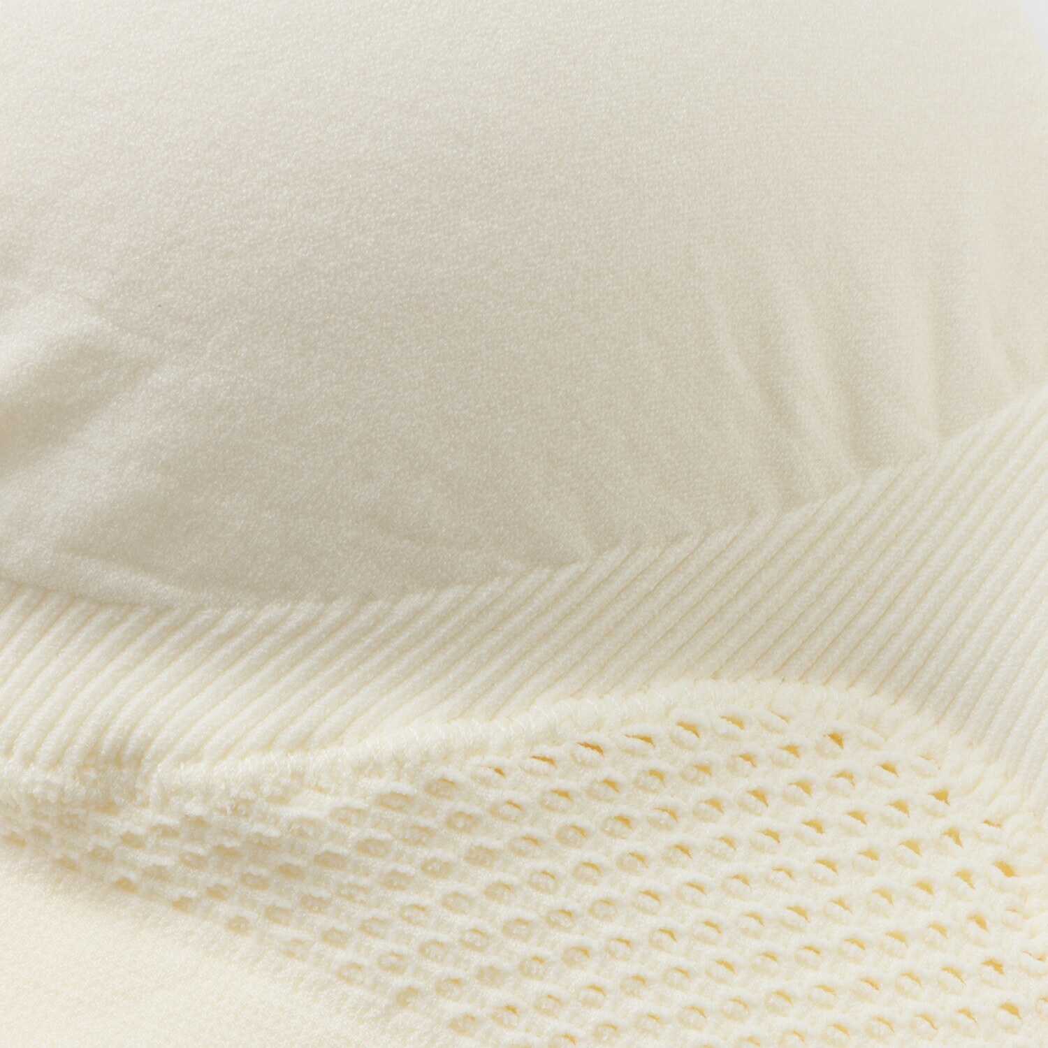 女の欲望 超ラクなのに超アガる！ 接触冷感＆快適メッシュ ＮＥＷ！ 神の手ブラ３枚セット