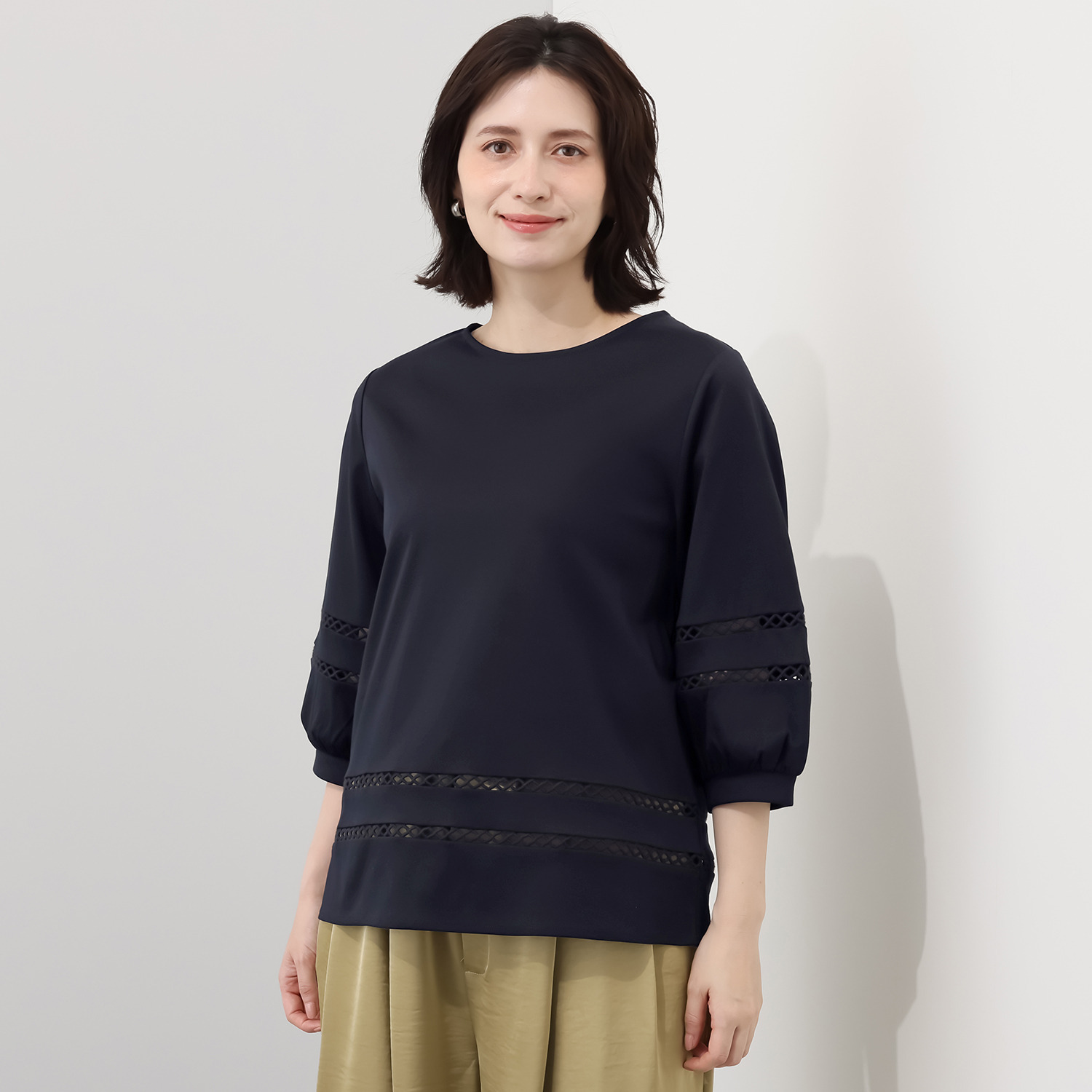 バーチ　ドゥエ 接触冷感 ギザ超長綿ブレンド シルケットスムース ハシゴレーストリミング ブラウス